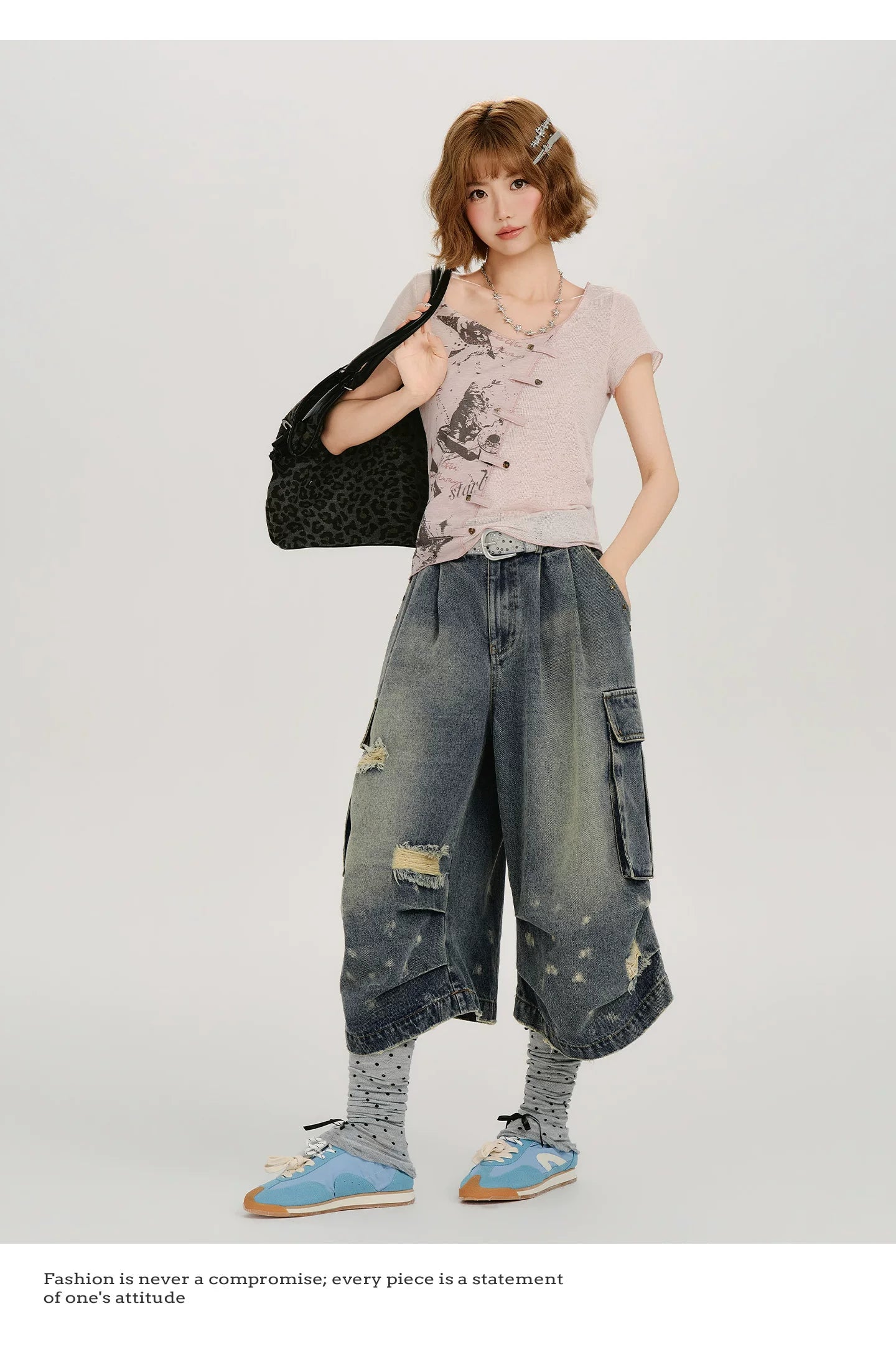 Girlyhalo Vintage Large Crewneck Shoulder-length Slim Tee
