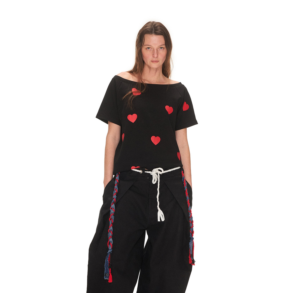 ANTERIOR LOVED Slanted Shoulder Love Print Loose Casual Tee