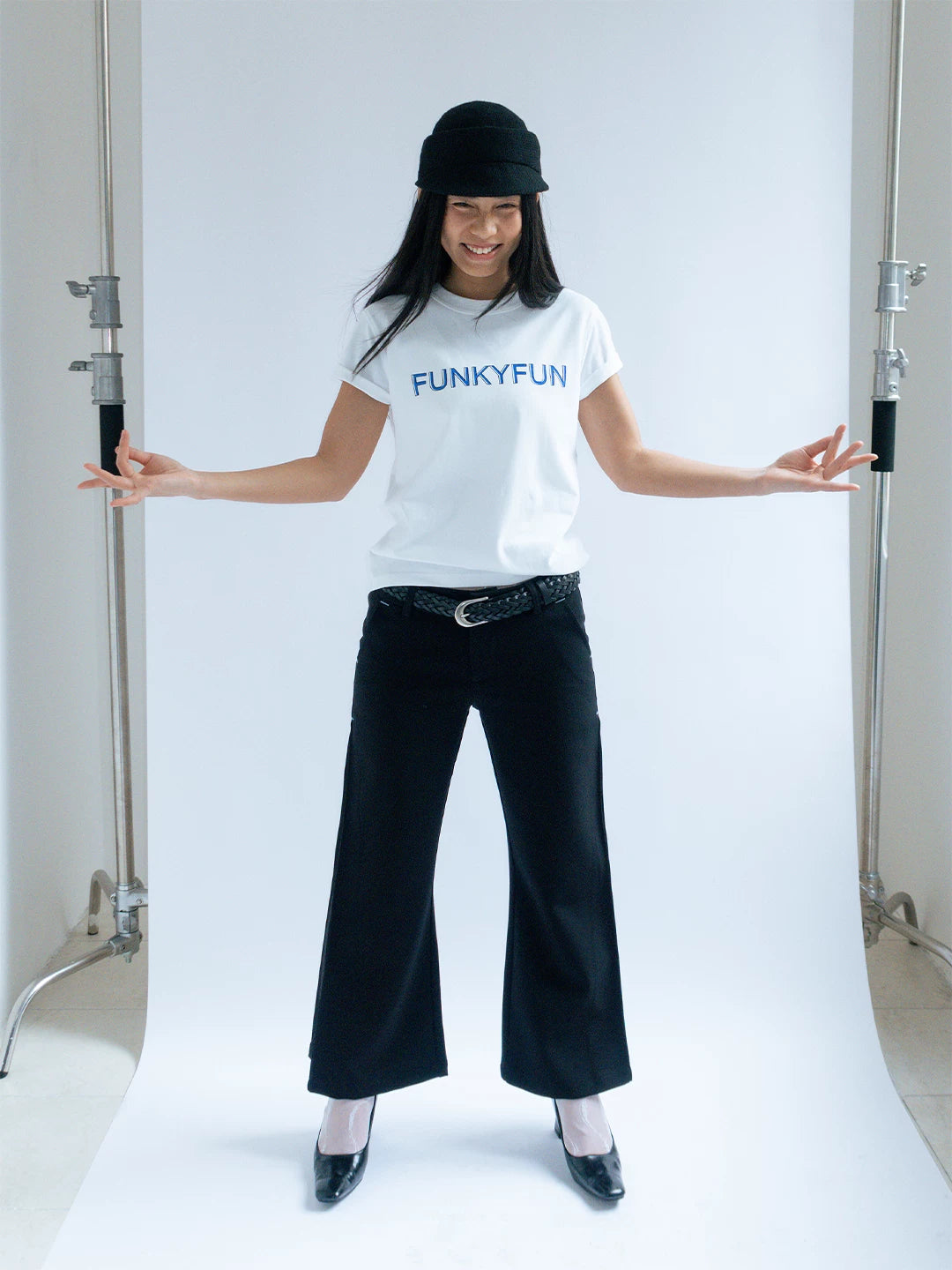 FUNKYFUN Side Slit Micro-horn Low-rise Eight-point Trousers