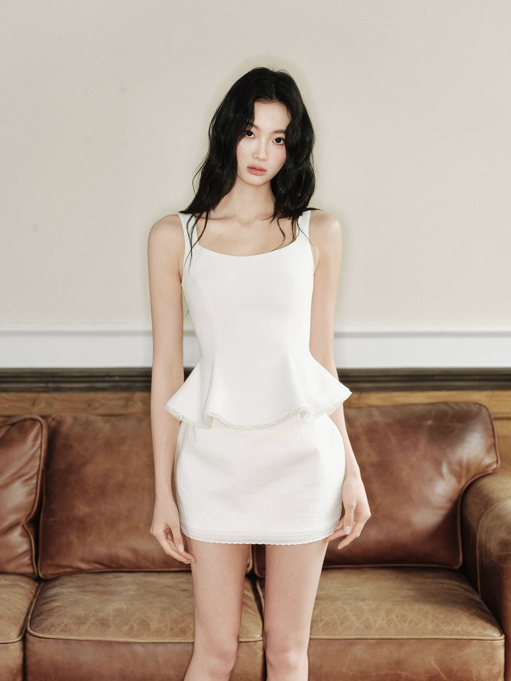 Avenement Ruffled Square Collar Sleeveless Slim Slimming Tank Top
