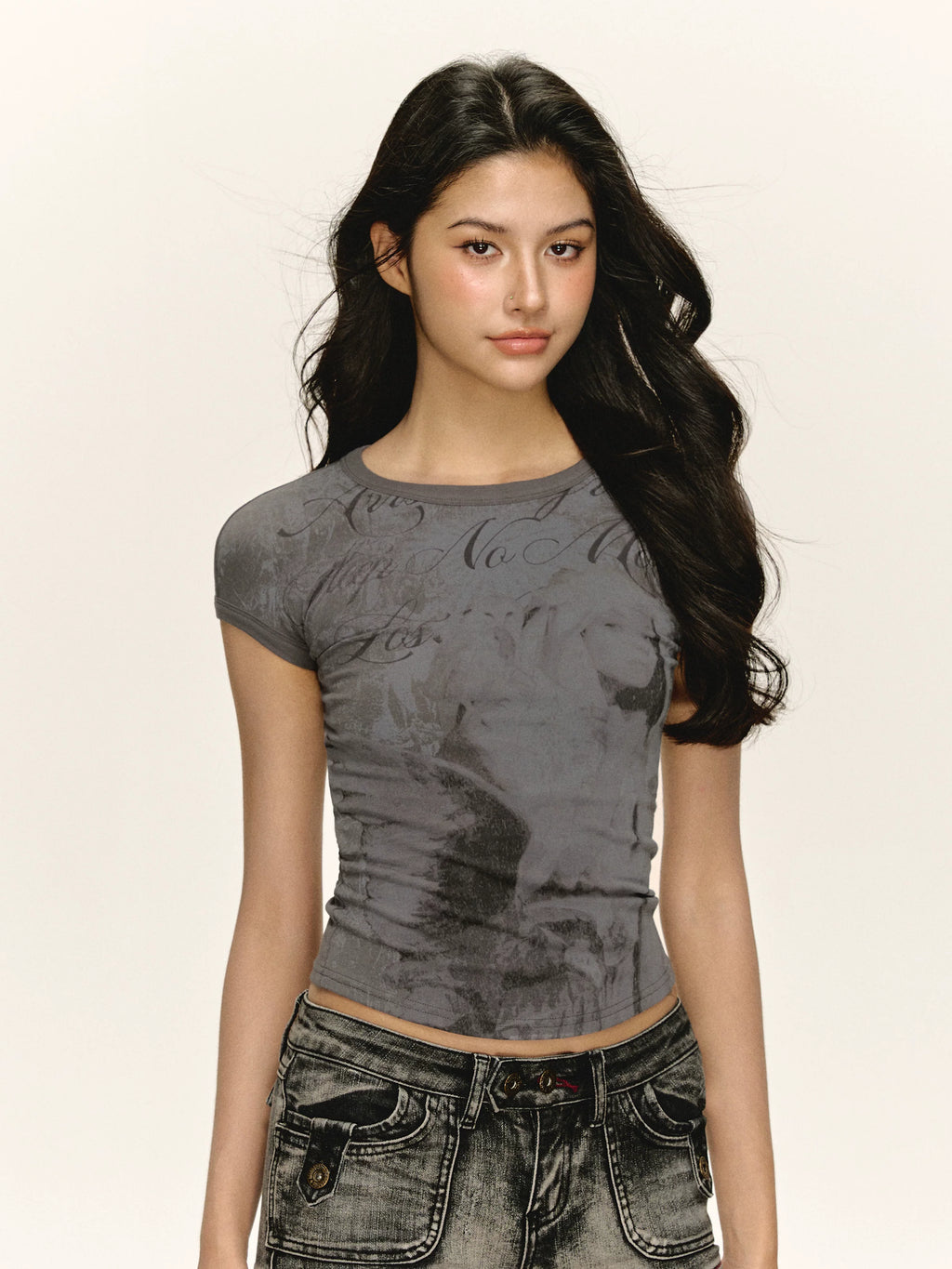 Ariseism Vintage Manyin Portrait Slim Tee