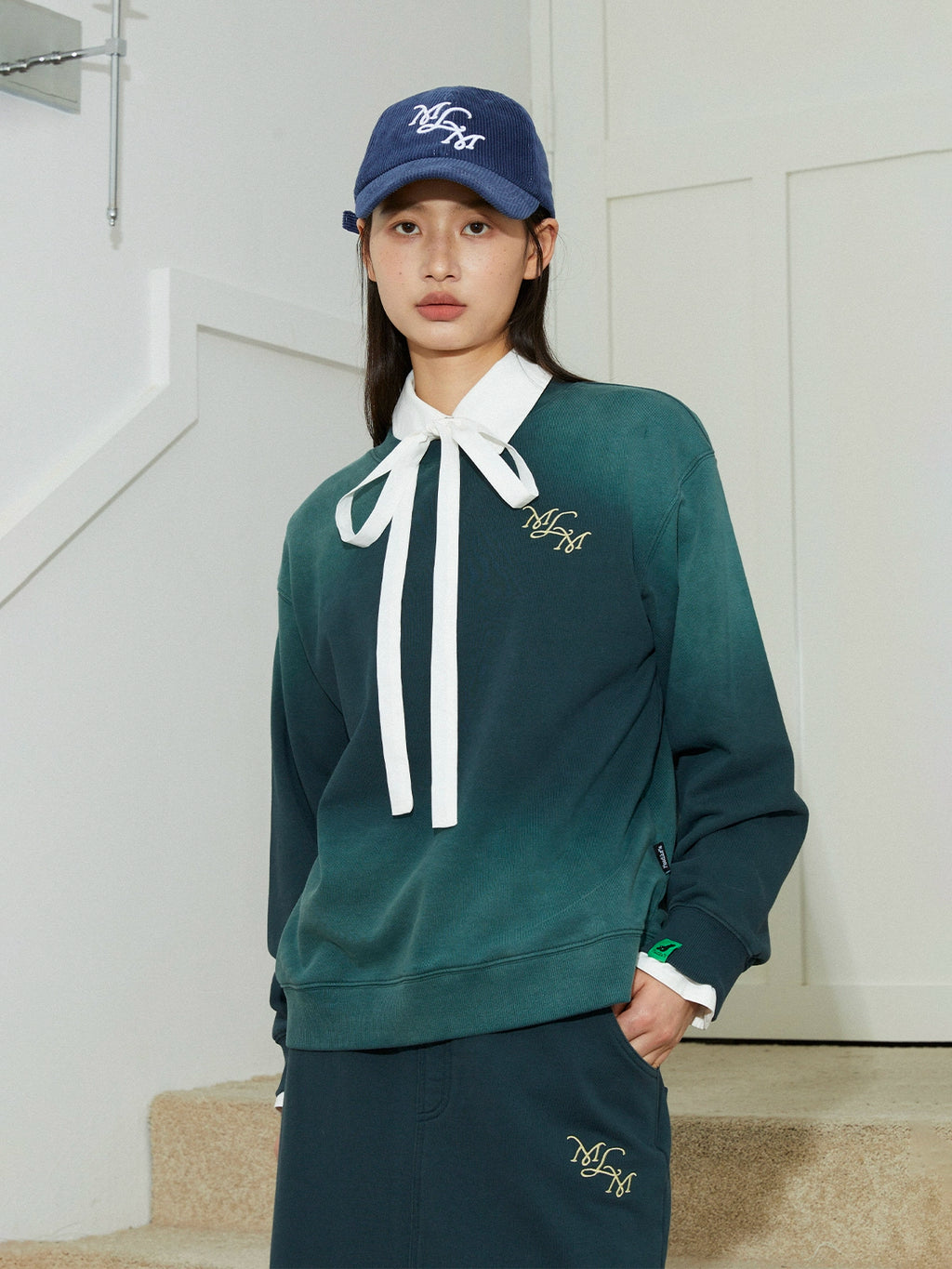 MoodLikeMe Make Old Loose Embroidered Sweater