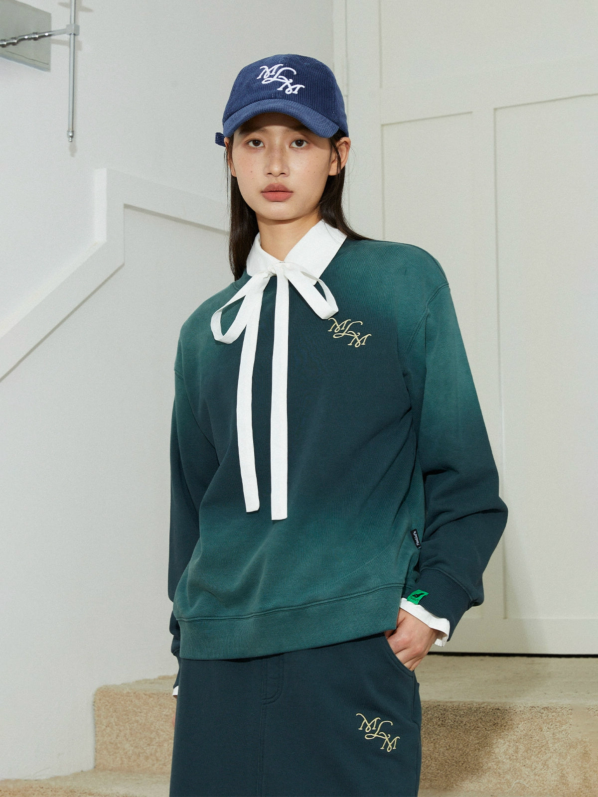 MoodLikeMe Make Old Loose Embroidered Sweater