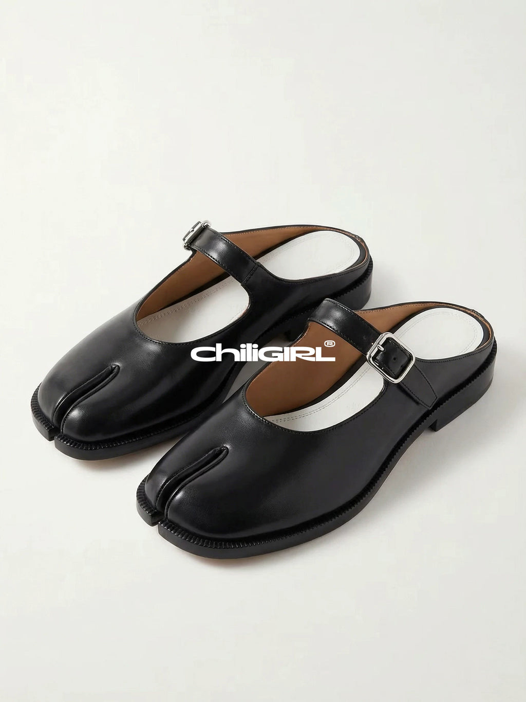 CHILIGIRL Retro Leather Split-toed Toe Slippers