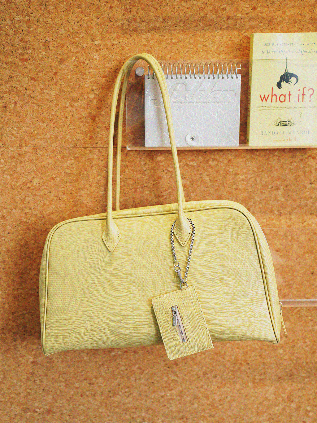 Momogigi Retro First Layer Cowhide Large Capacity Tote Bag
