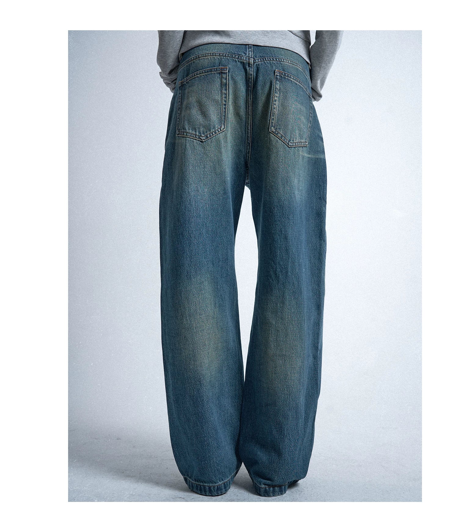 No E Mosen Square Stud Loose Straight Jeans