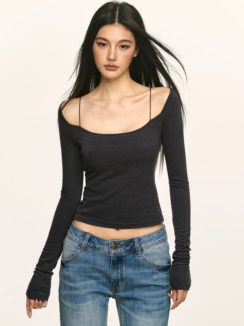 Anna Aneae Slim Off-Shoulder Short Long Sleeves