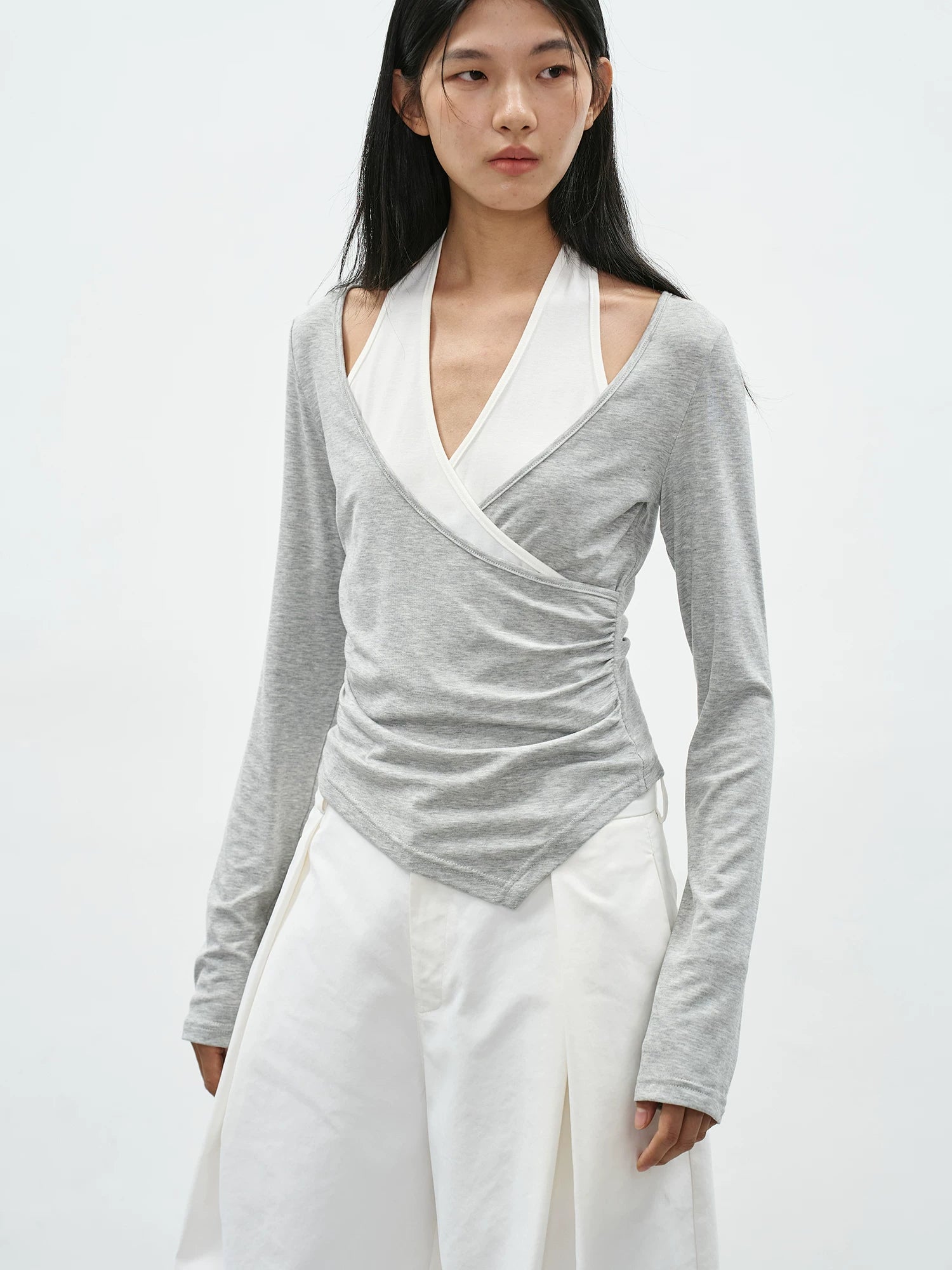 EIGHTHMONTH Splicing Fake Two Pieces Neck Long Sleeves