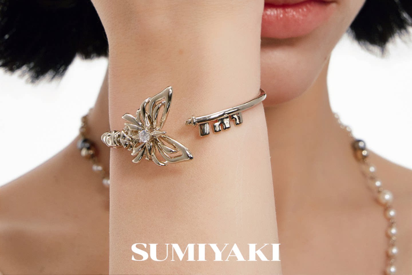 SUMIYAKI Premium Butterfly Key Bracelet