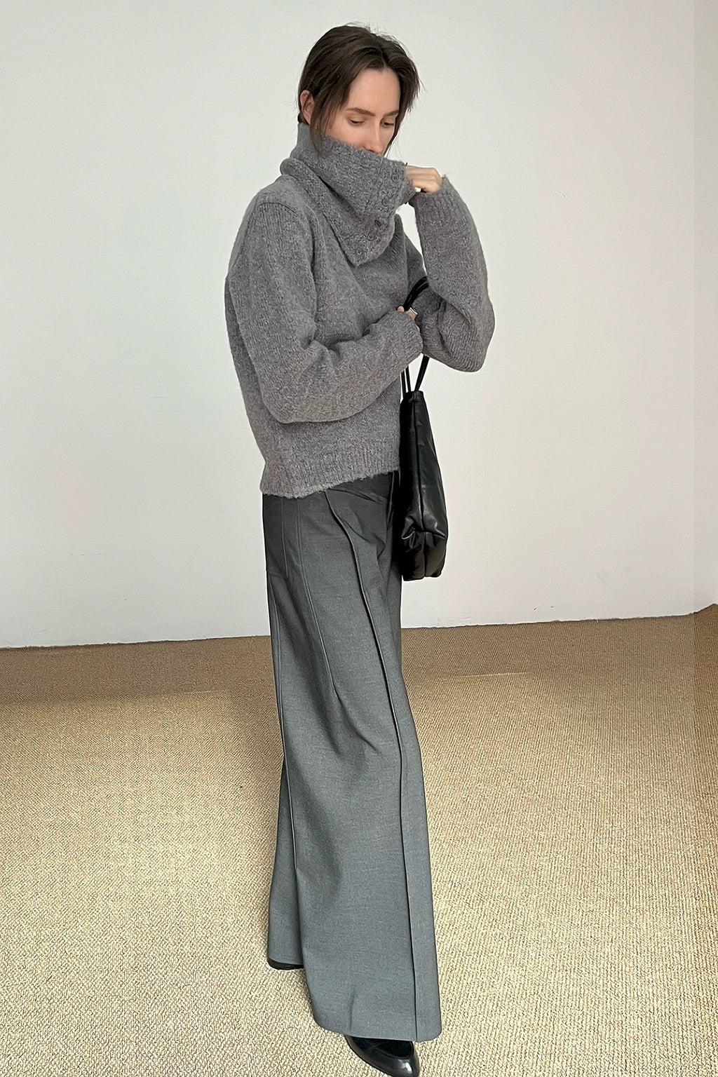 COLN Scarf Two-piece Short Sweater