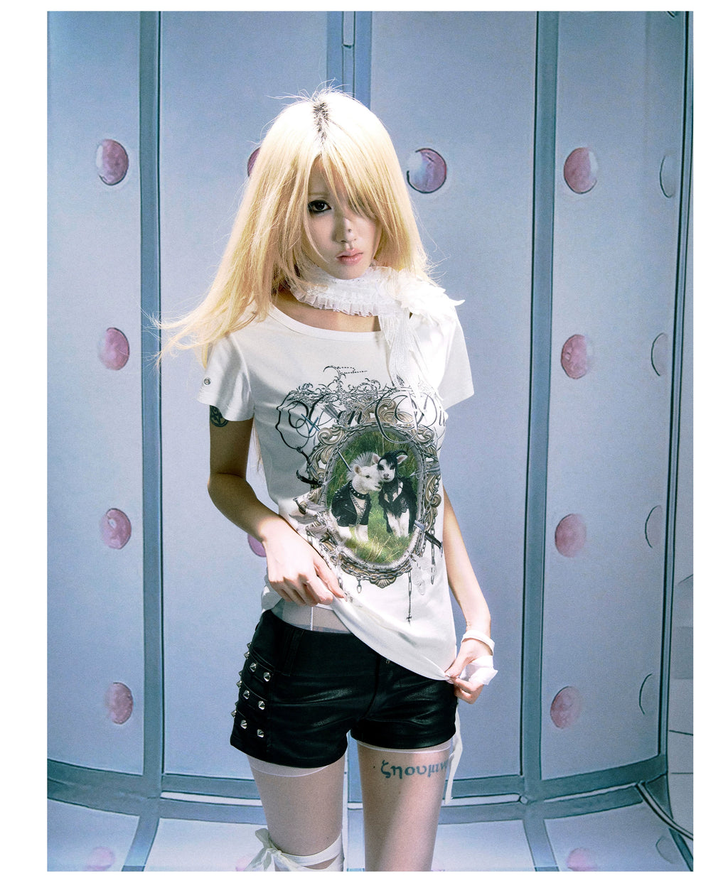 PAIKI Slim Body Front Shoulder Casual Tee