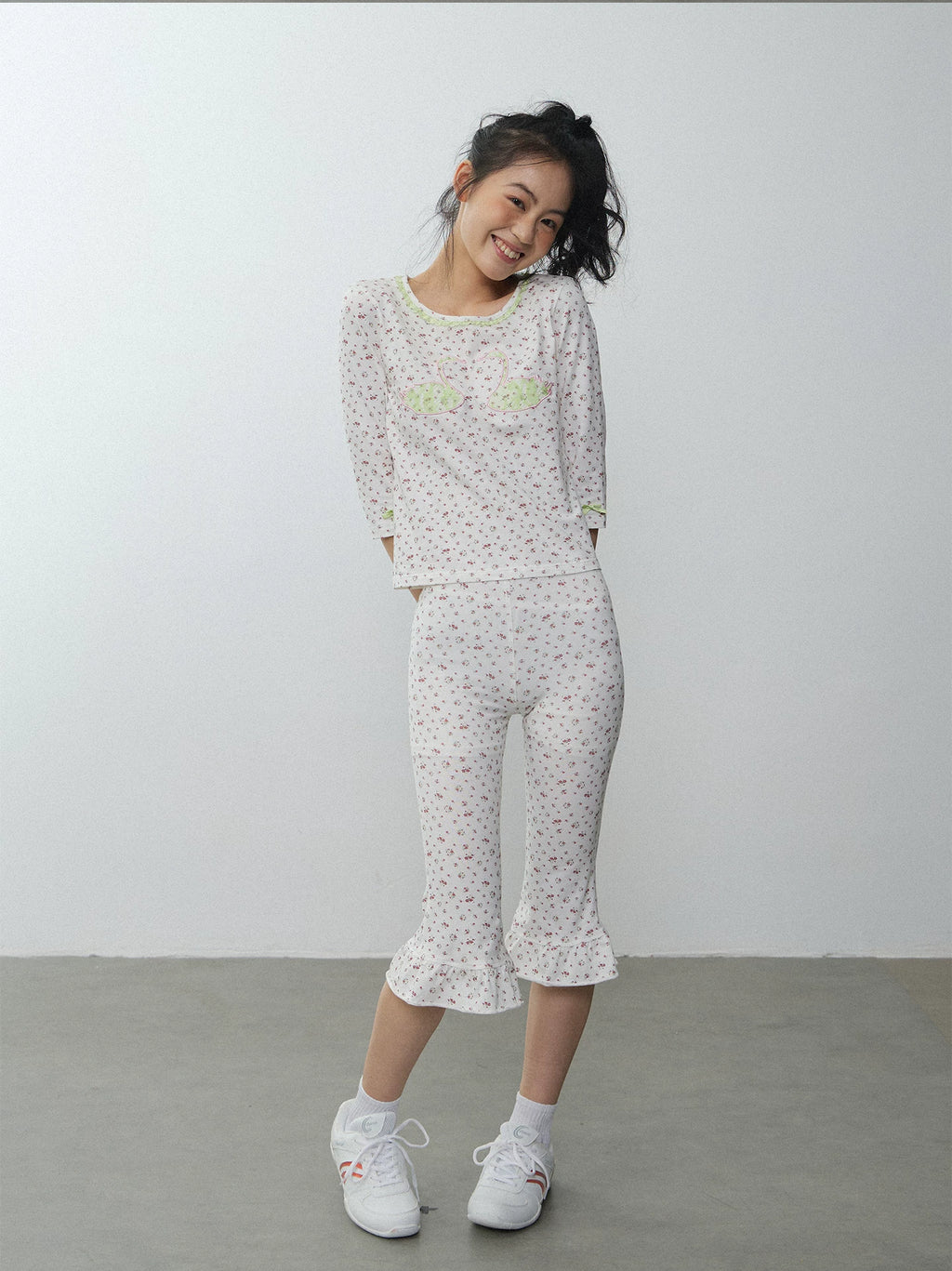 In Two Twos Lace Slim Floral Flared Trousers