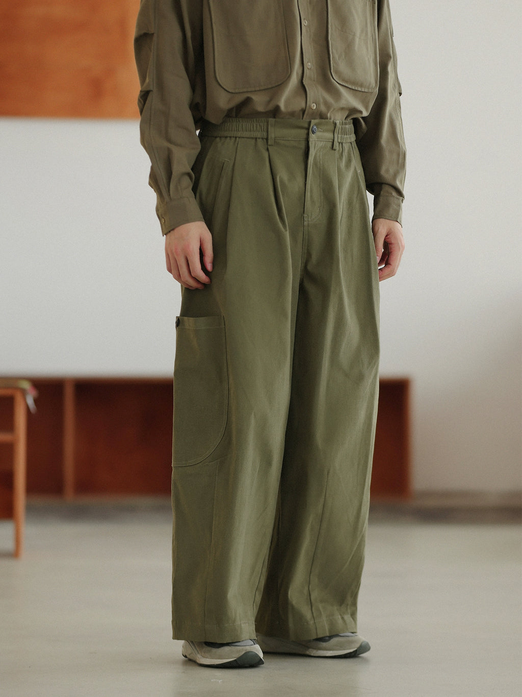NOEARS Loose Straight Elastic Waist Slacks