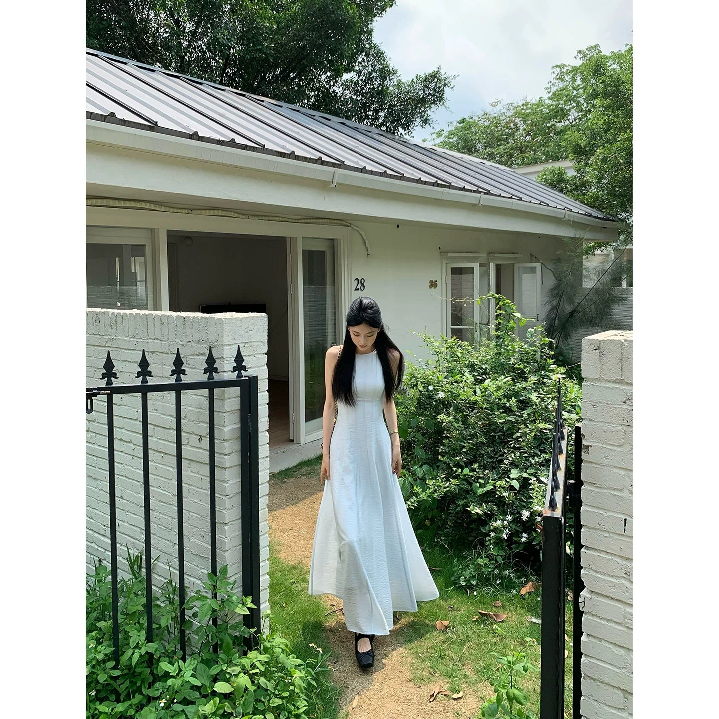 YOUNG KYLIN Waist Beautiful Big Skirt