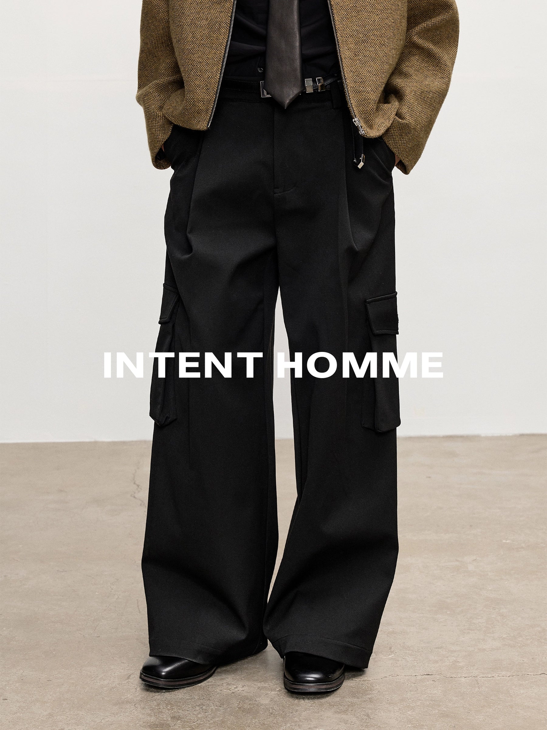 INTENT Pleated A-type Loose Straight Trousers