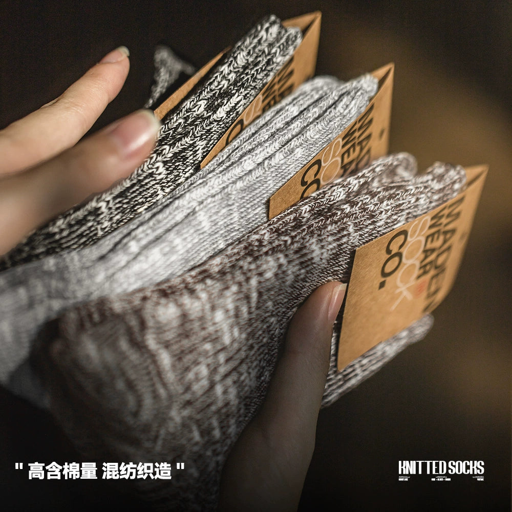 Maden Tooling Retro Snowflake Knitted Cotton Socks