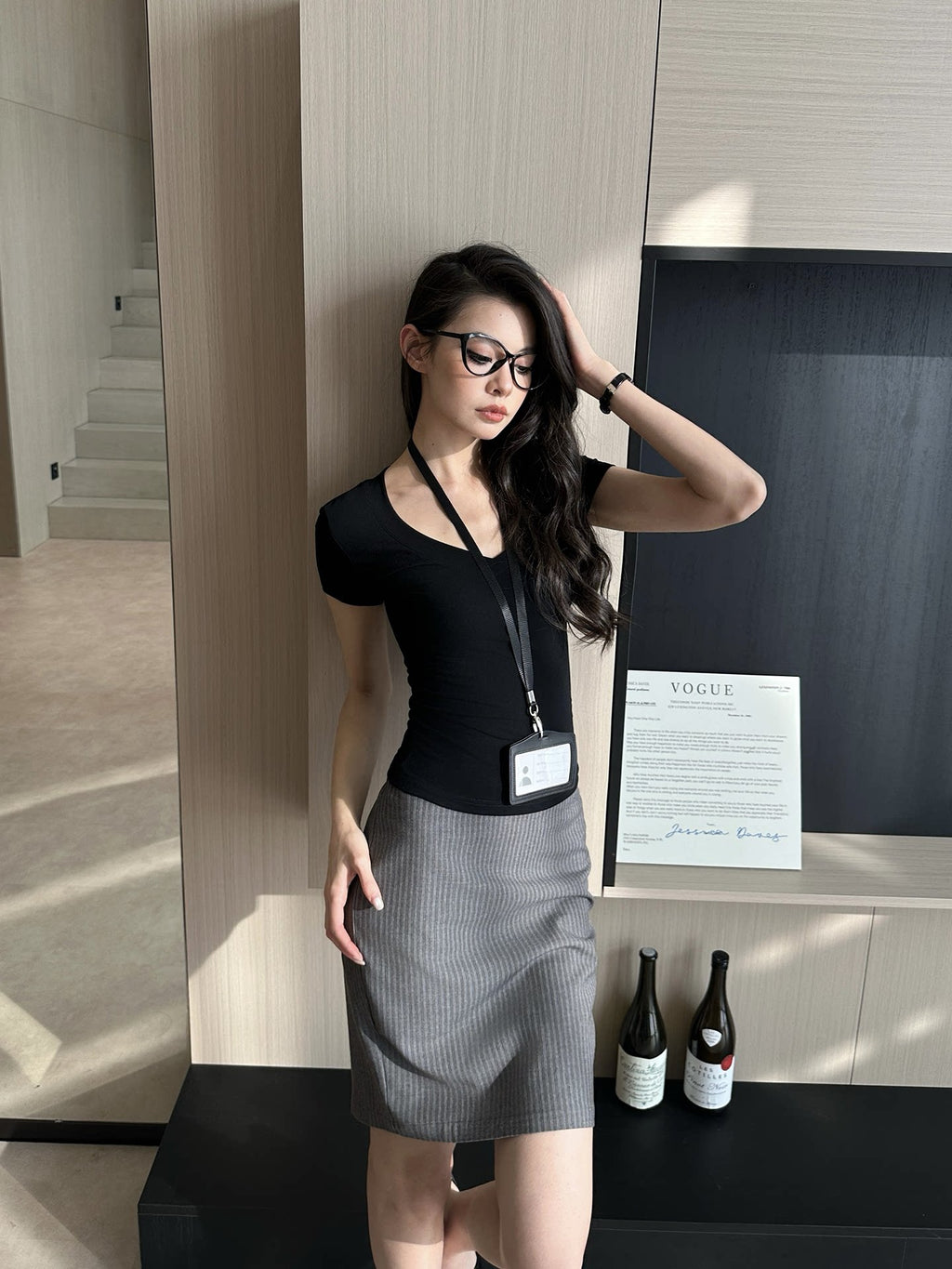 LLROGE V-neck Slim and Thin Tee