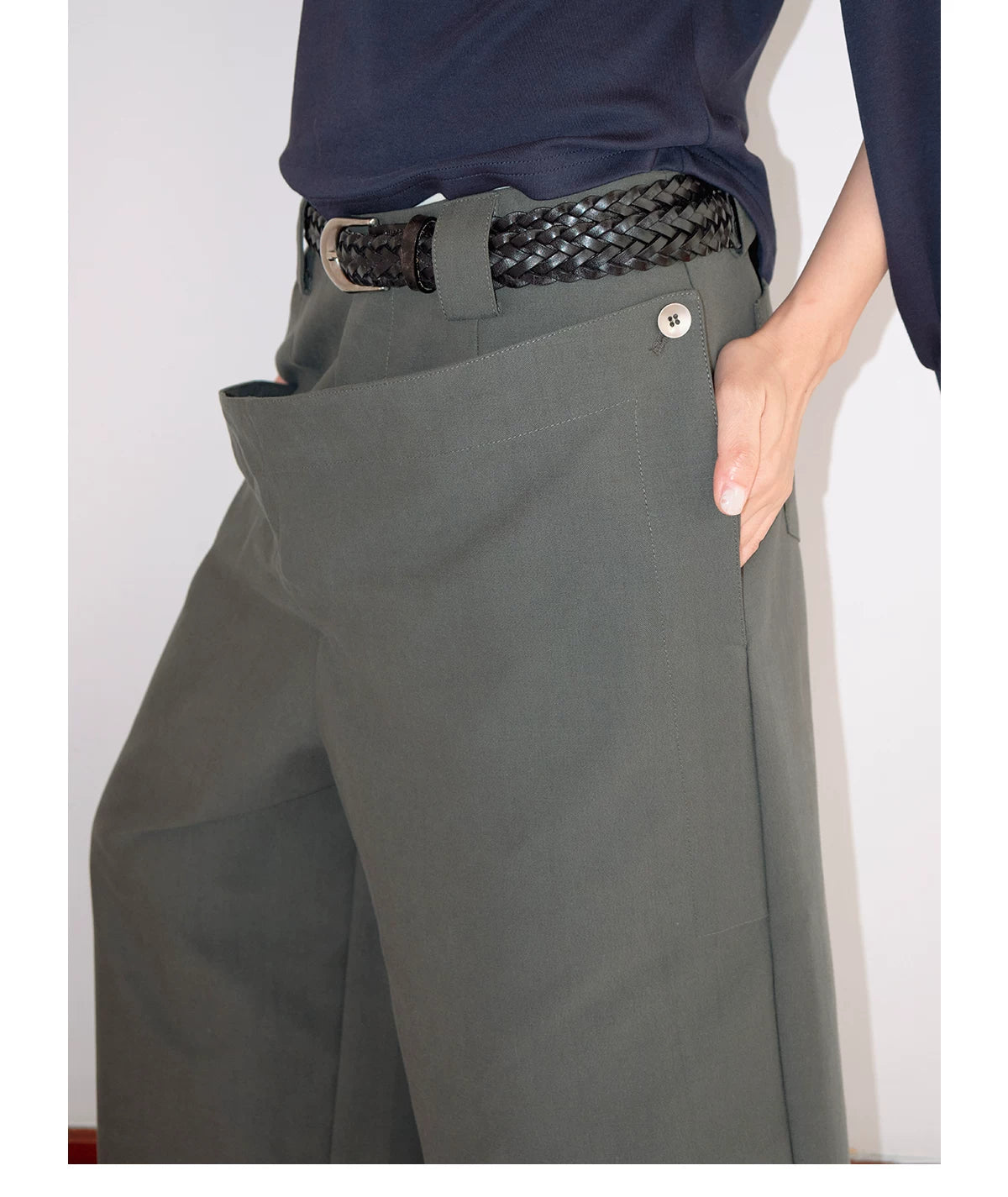 FUNKYFUN Contrast Color Loose Eight-point Trousers