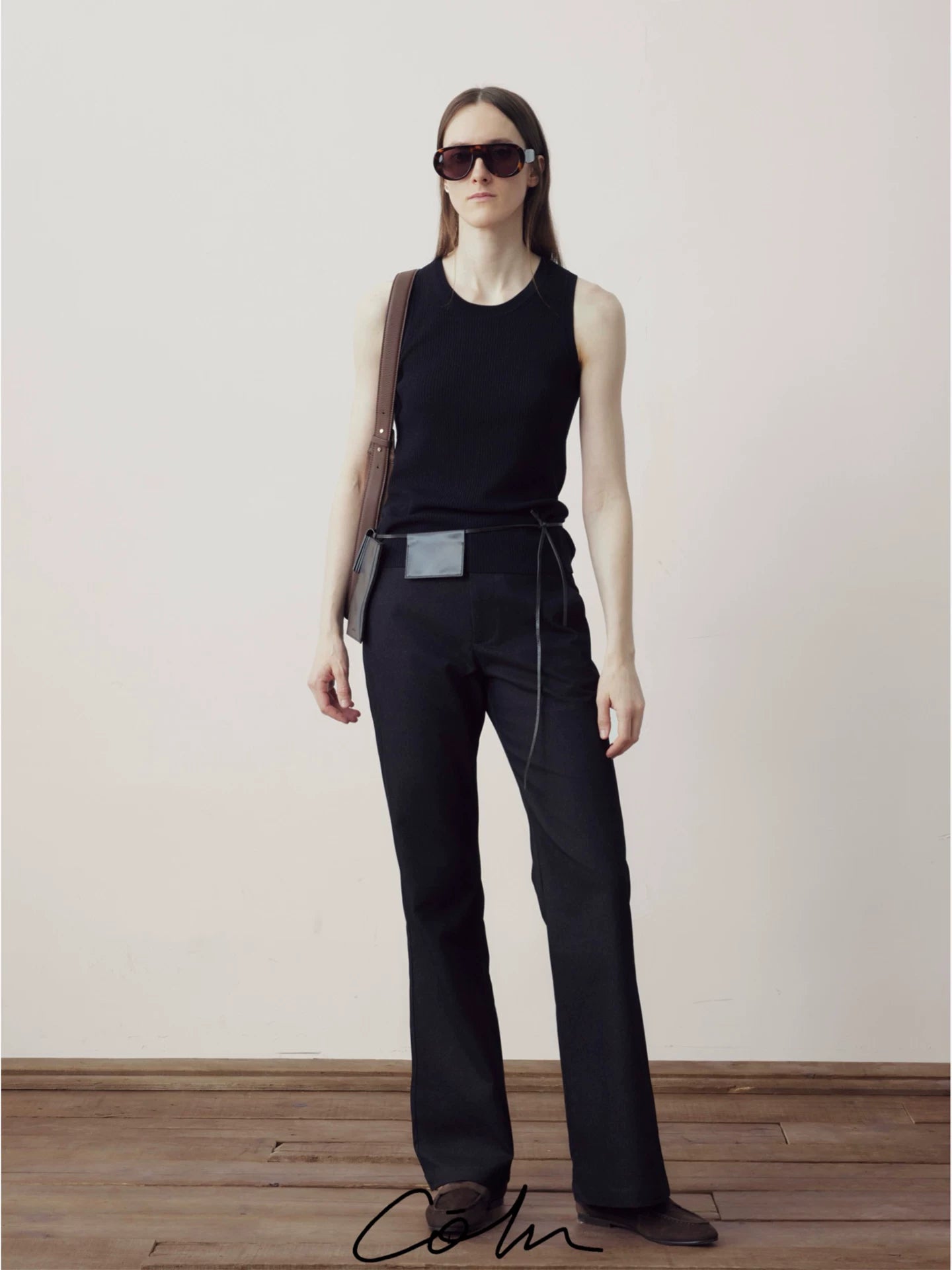 COLN Low-rise Flared Slacks