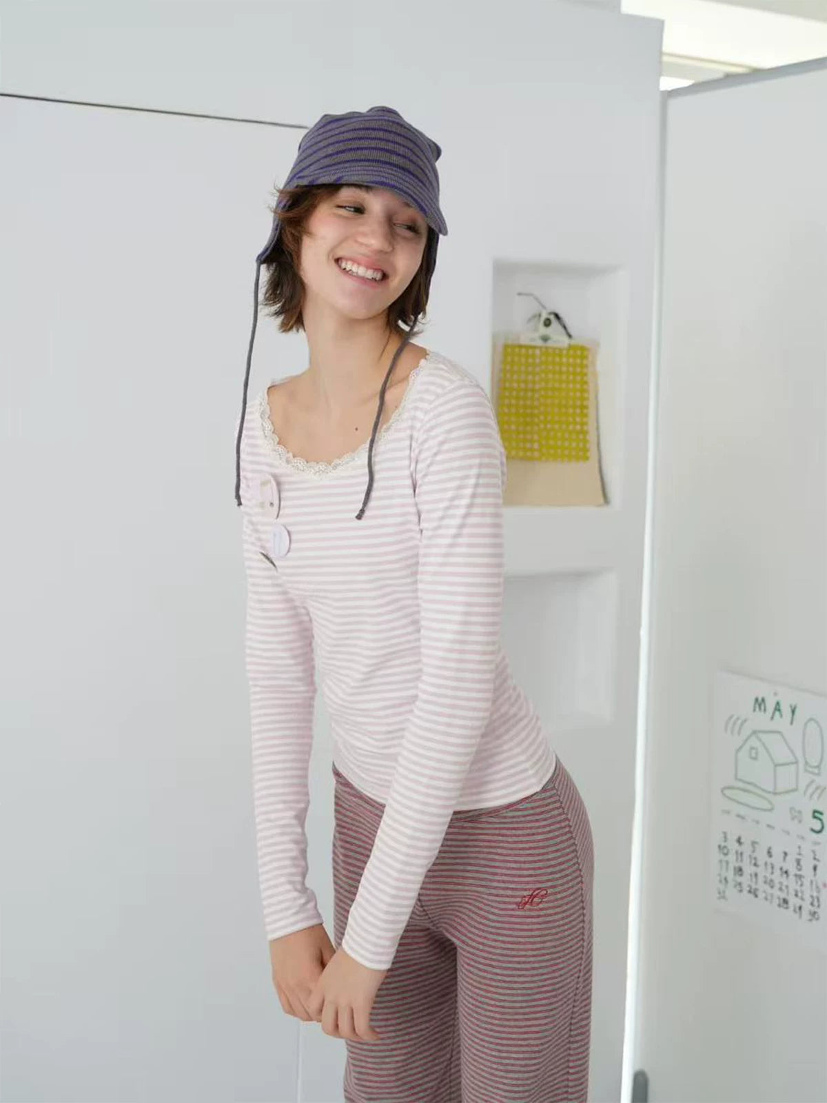 InsGale Striped Lace Stitching Slim Sleeve