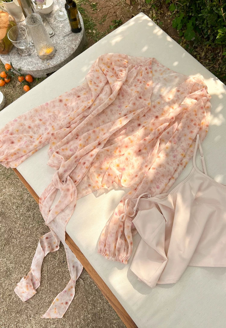 EGGKA Temperament Floral Floral with Long Sleeves