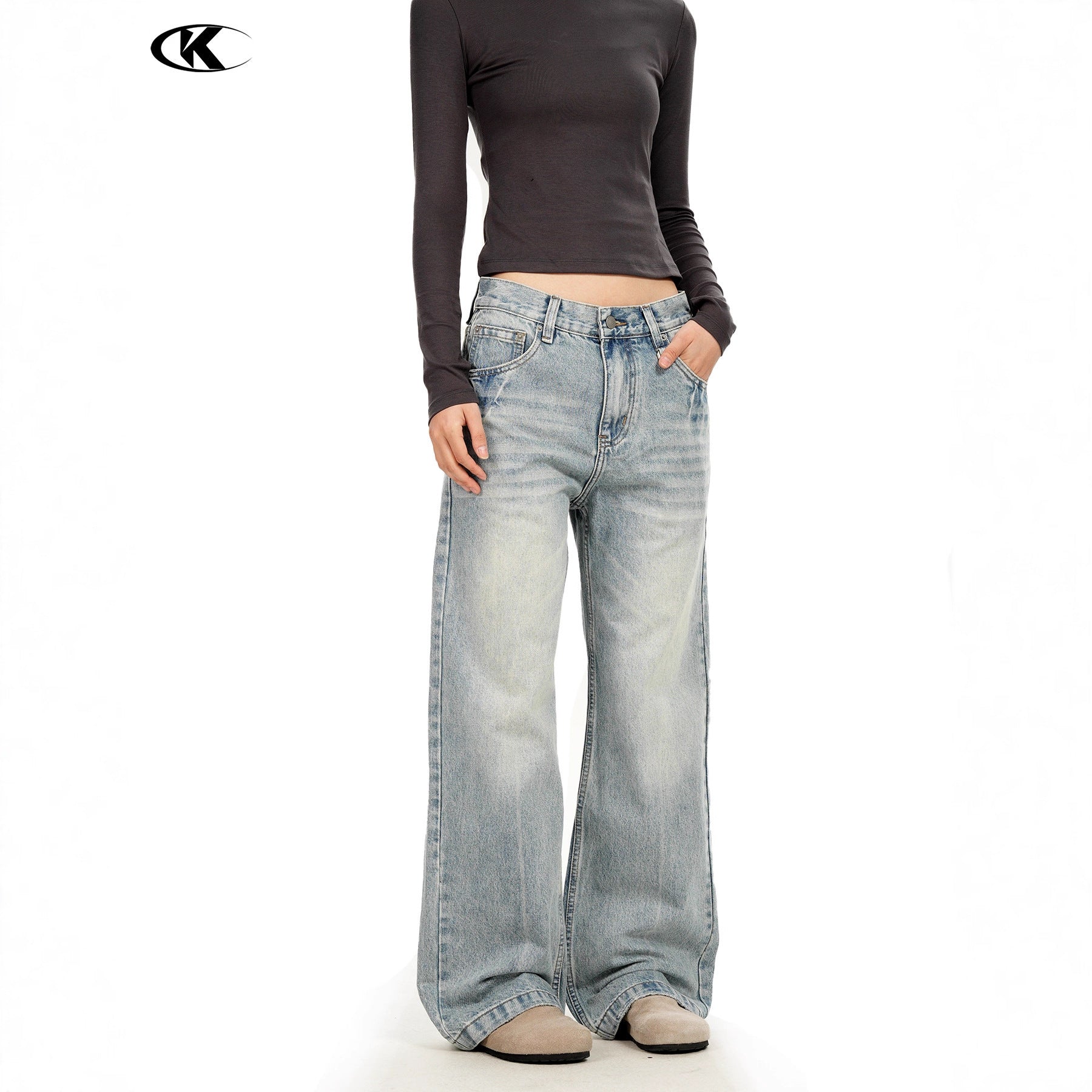 11KN Straight Loose and Thin Jeans