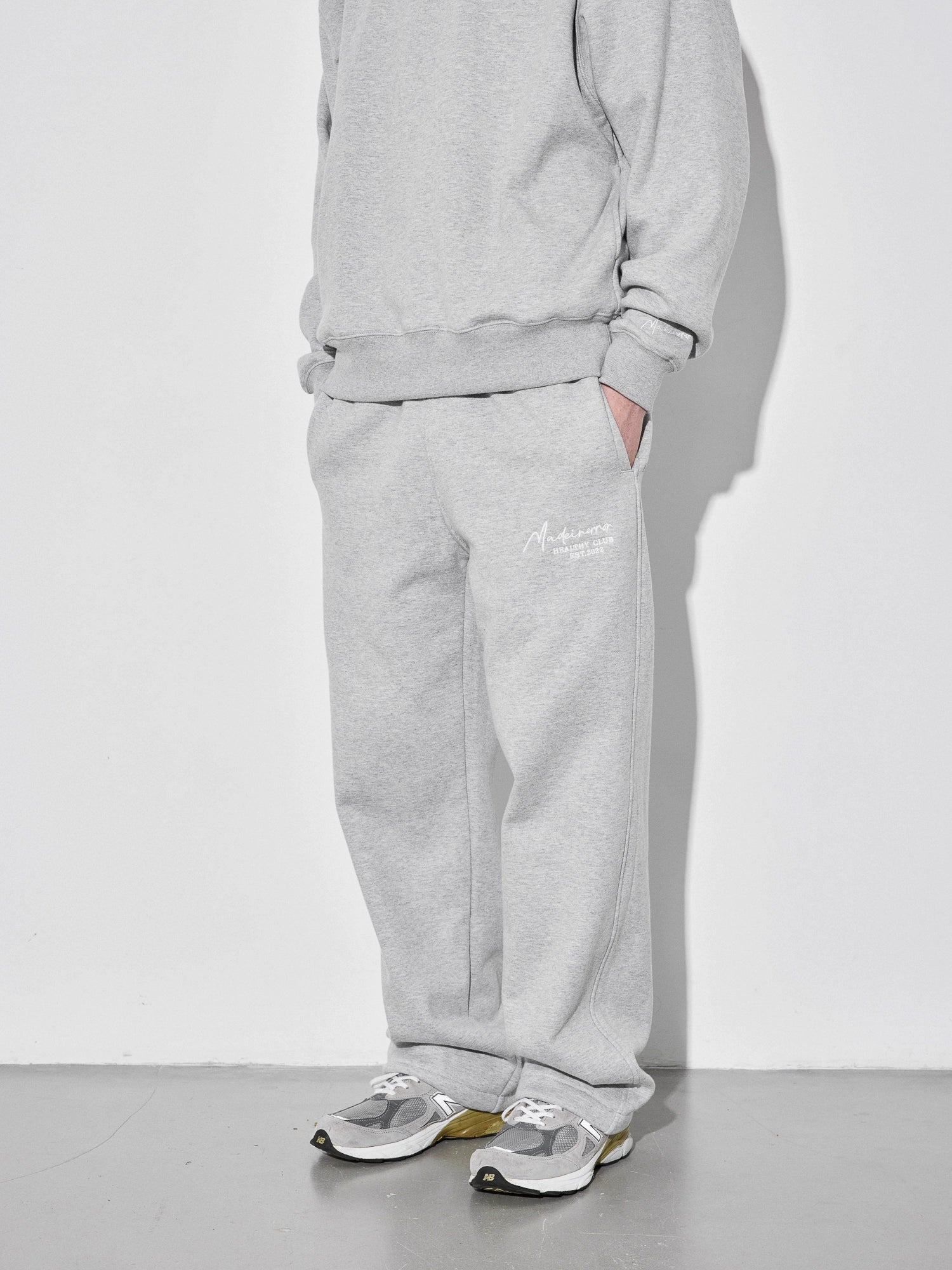 Madeinerror Heavy Embroidered Fleece Straight Casual Pants