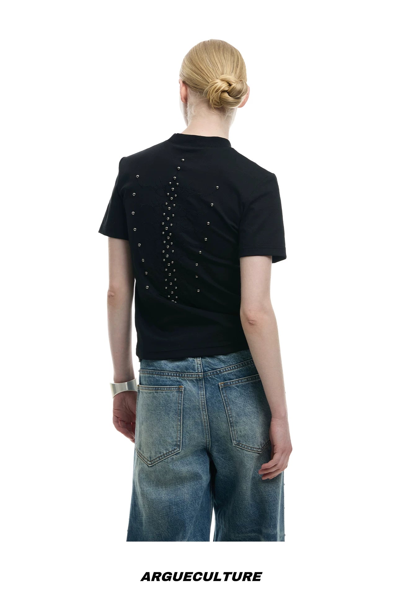ArguECulturE Niche Front Shoulder Slim Tee