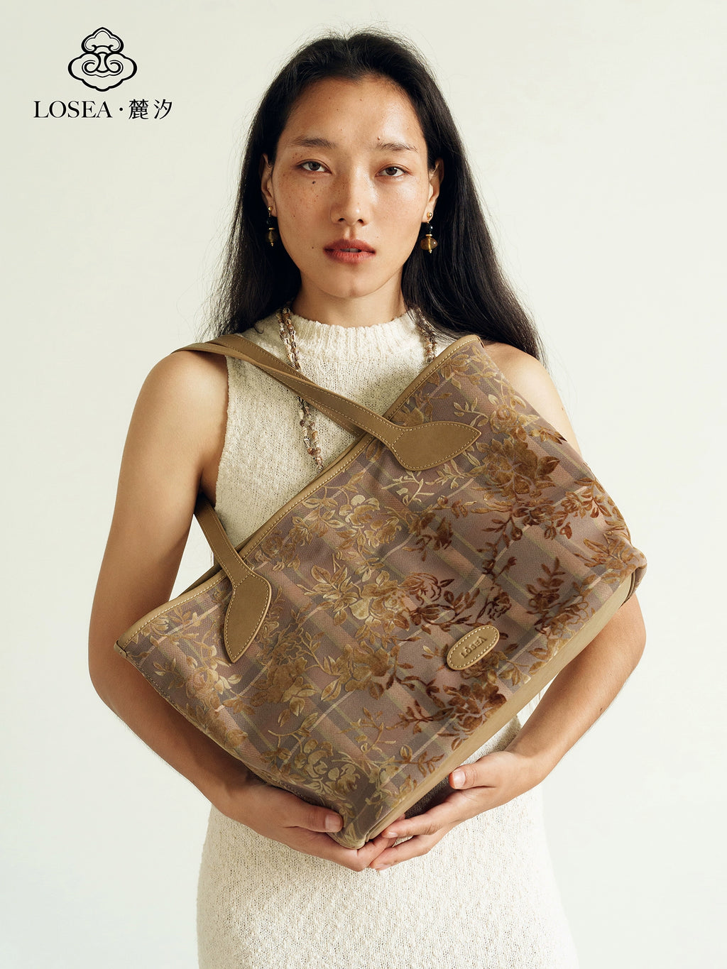 LOSEA Lu Xi All Things Grow Tie-dye flocking large-capacity tote bag