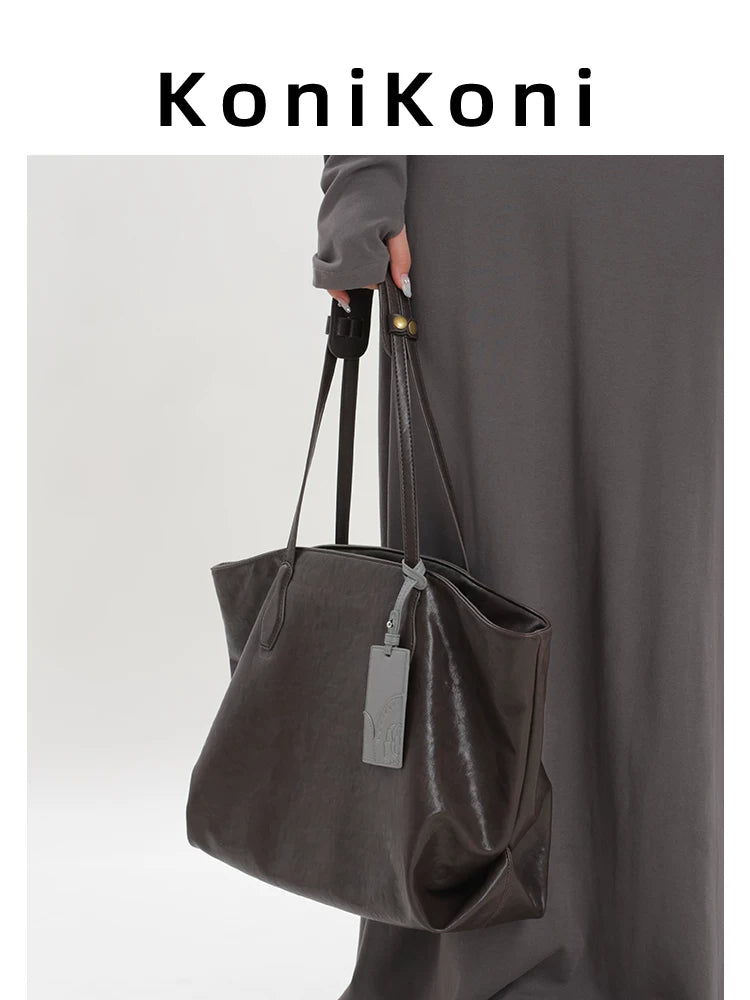 KoniKoni Niche Large Capacity Premium Textured Shoulder Bag