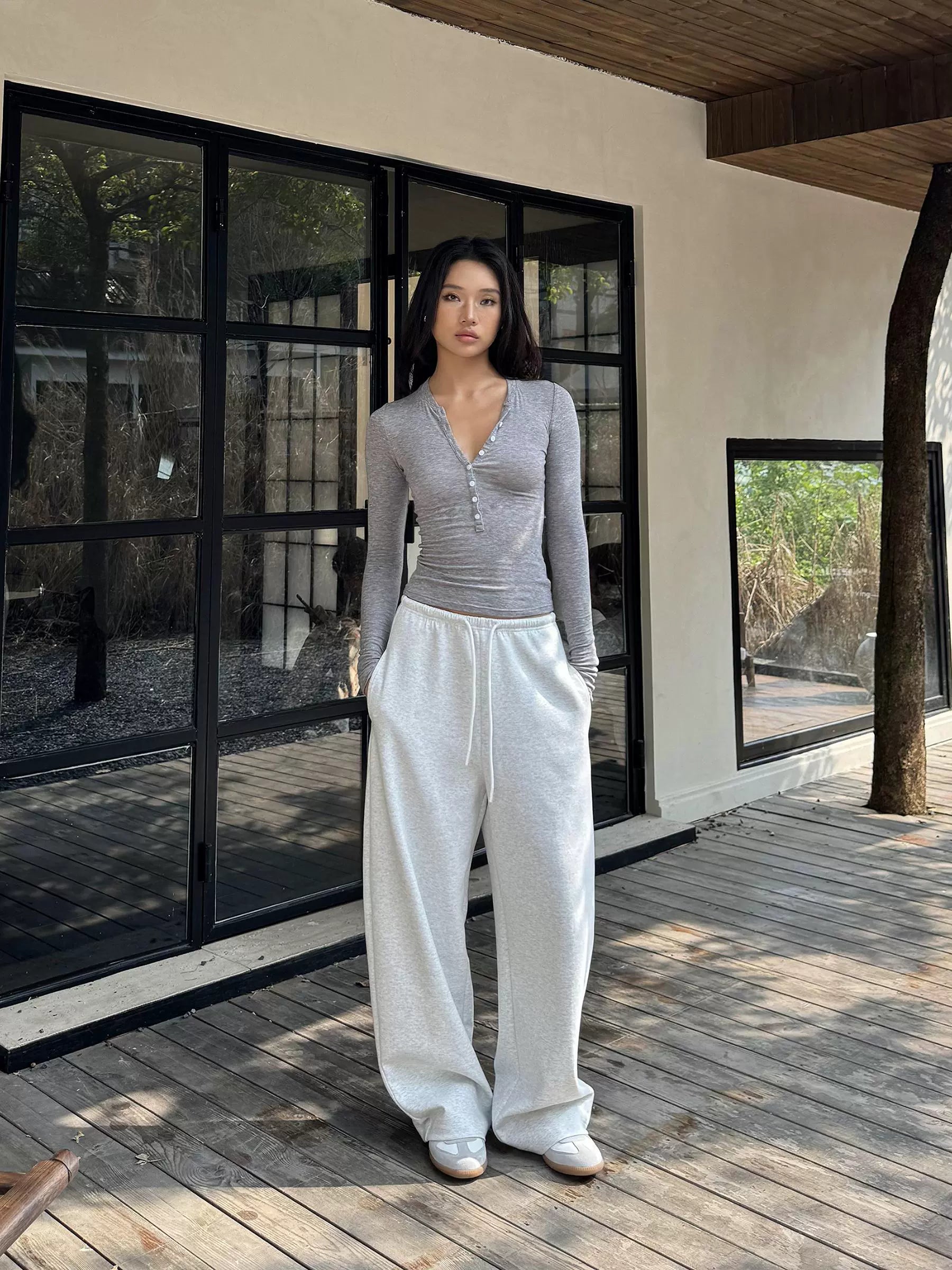 Audwyn Striped Scimitar Drawstring Sweatpants