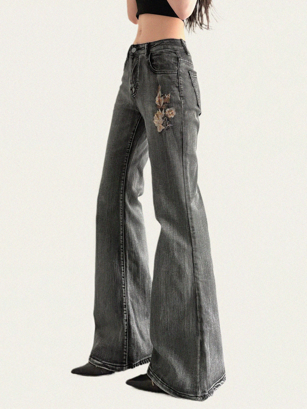 FUNOFF Vintage Embroidered Pocket Pull Jeans