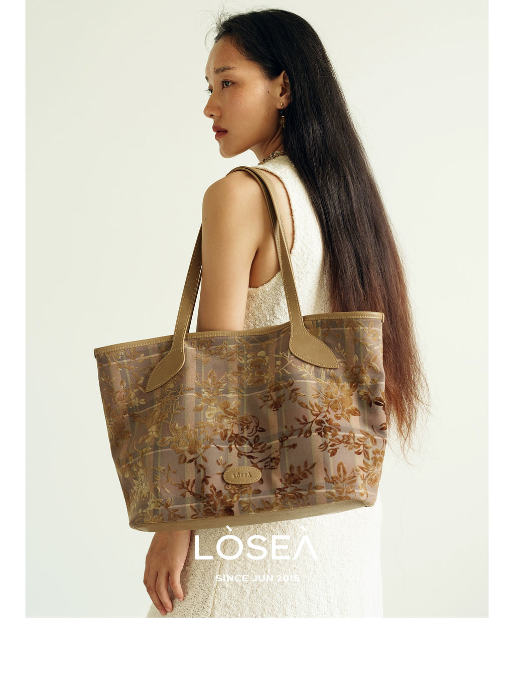 LOSEA Lu Xi All Things Grow Tie-dye flocking large-capacity tote bag