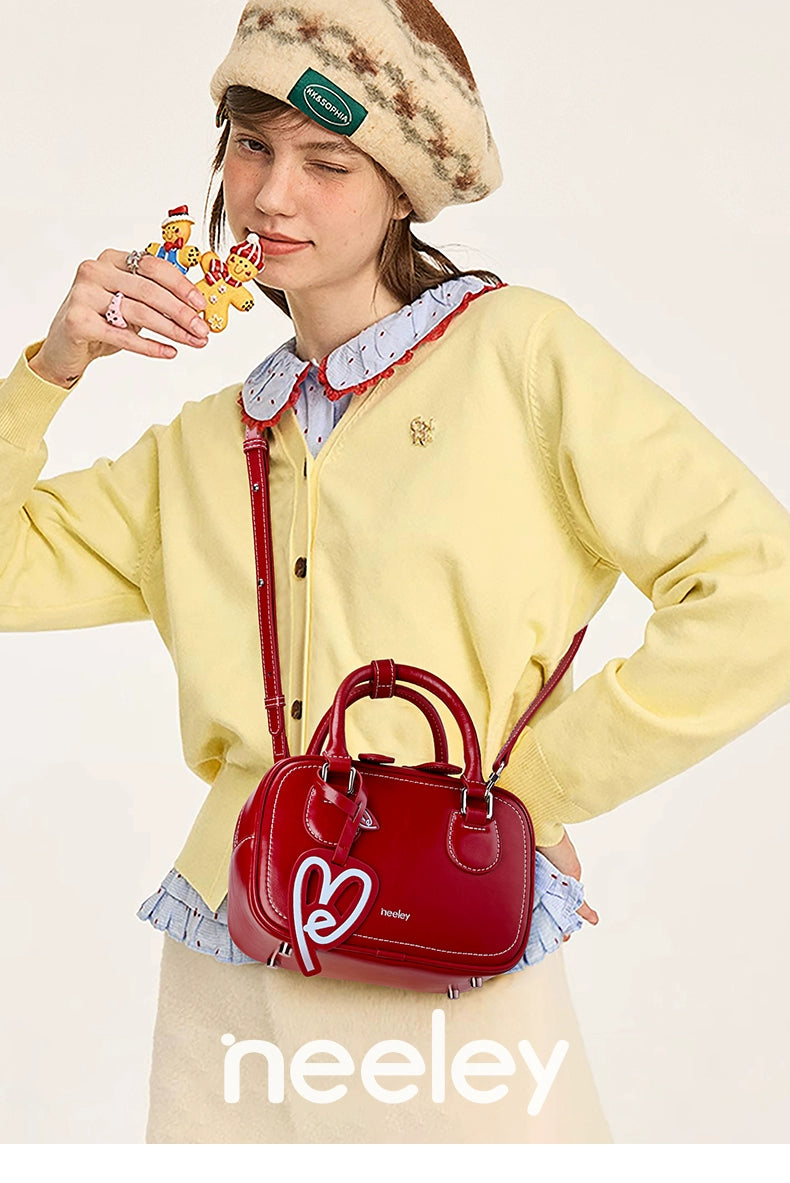 Neeley Leather Versatile Messenger Bag