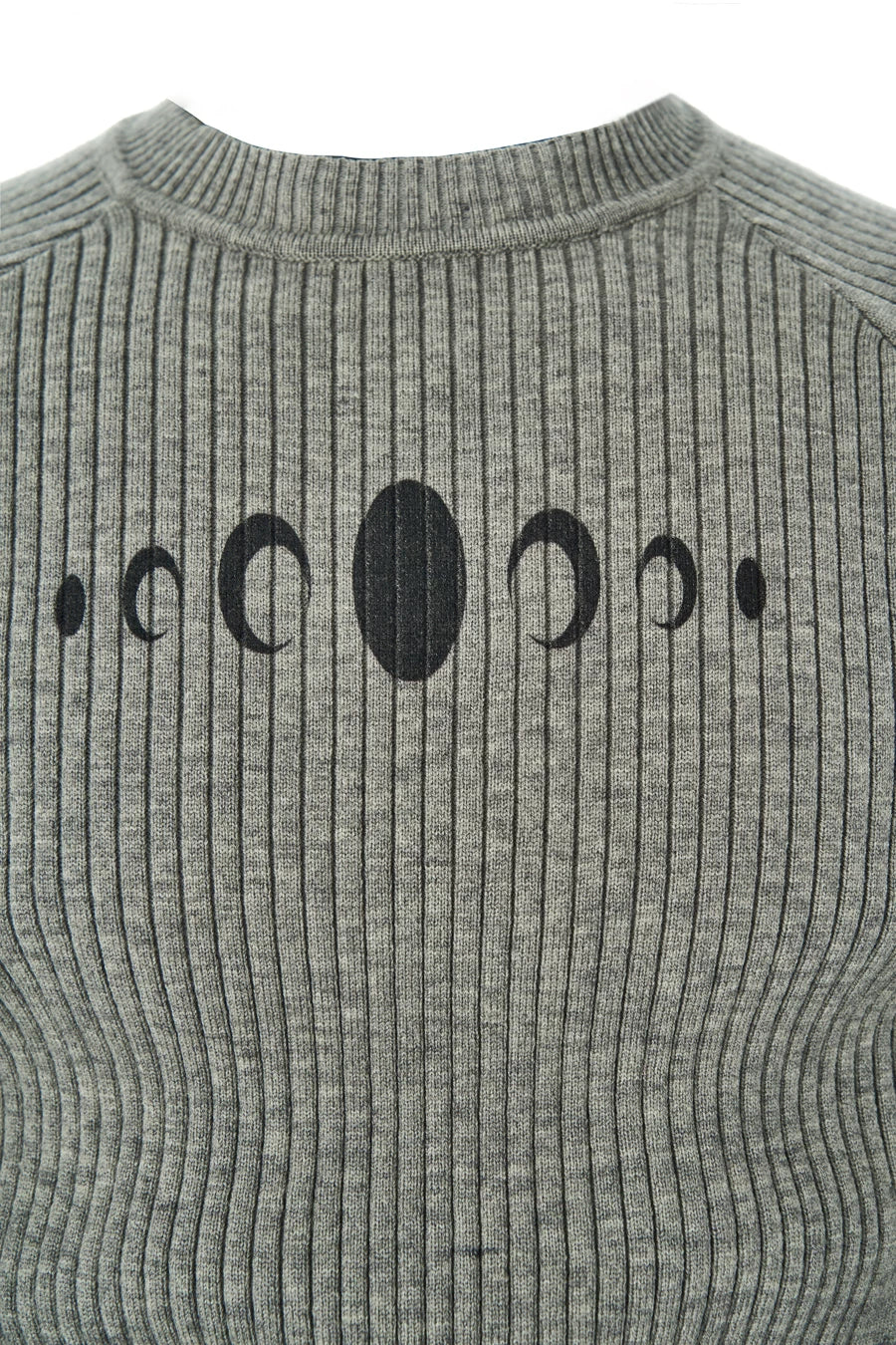 KARMANISTIC slim-fit knitted long-sleeved sweater