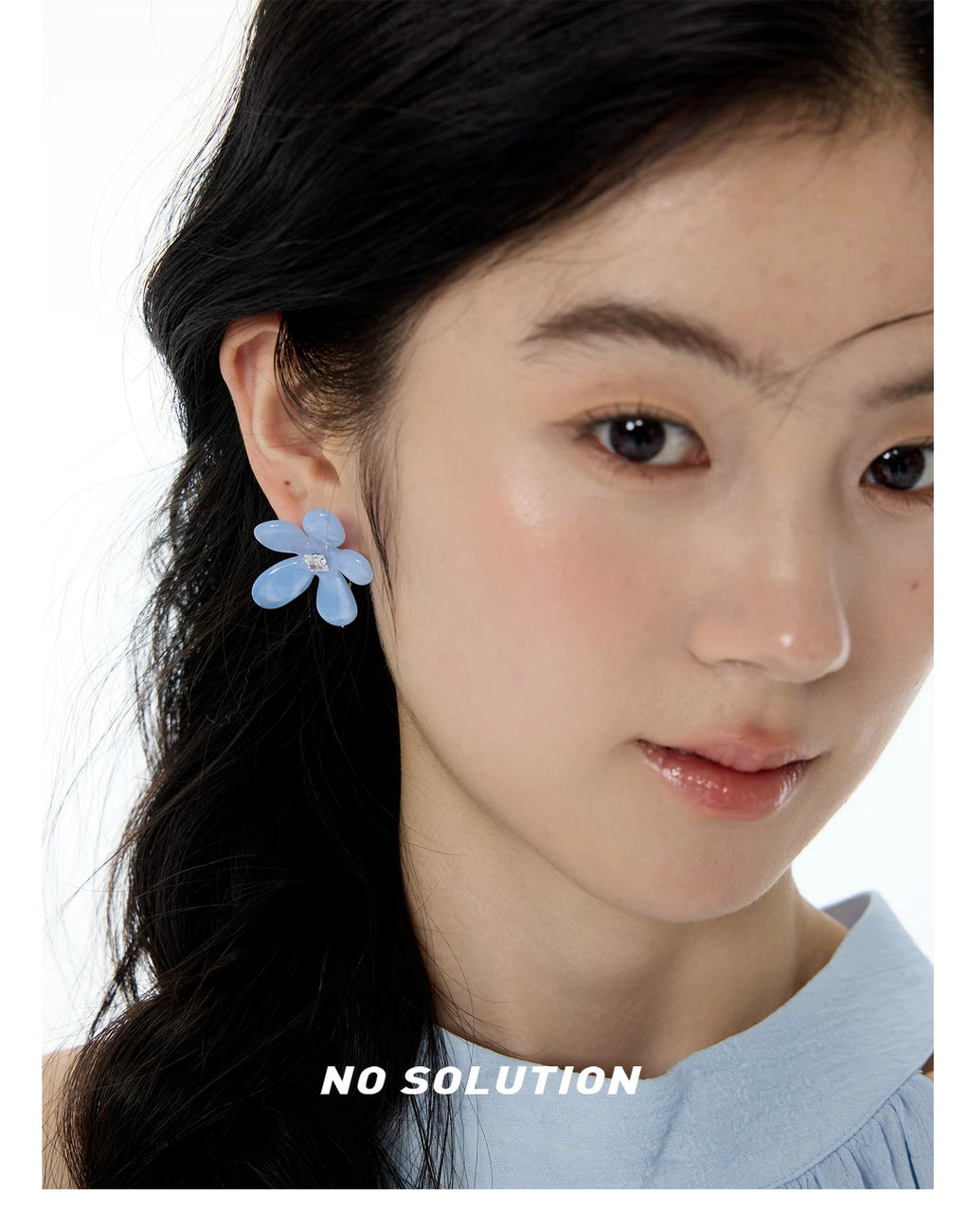 NO SOLUTION Silver Orchid Niche Earrings