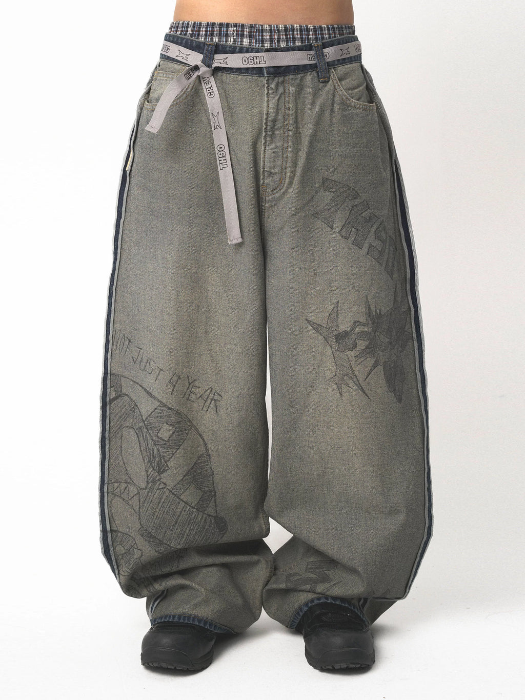 TH90 Vintage Full Print Wide Leg Jeans