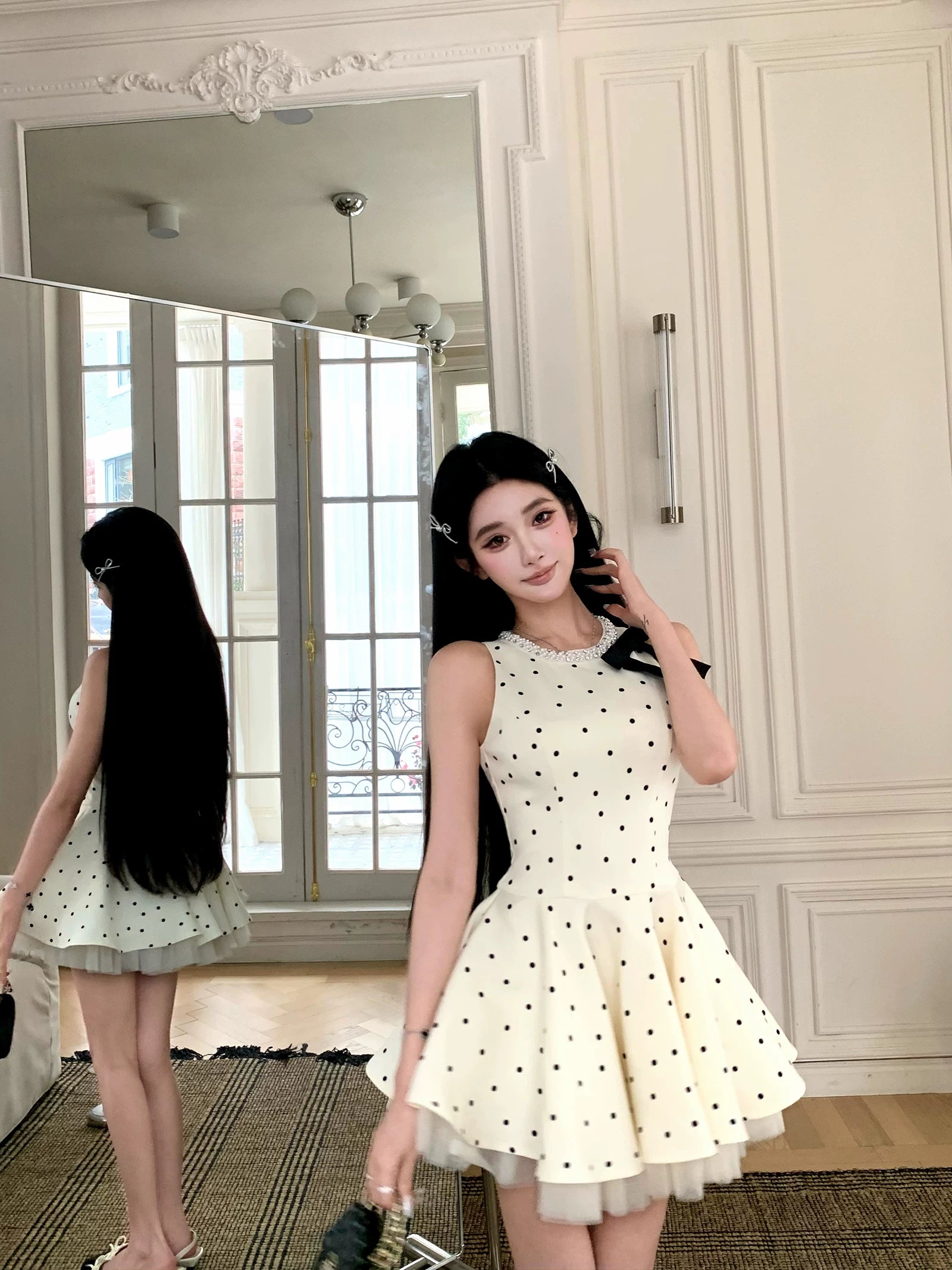 Barb Chill Pure Neck Dress Short Skirt
