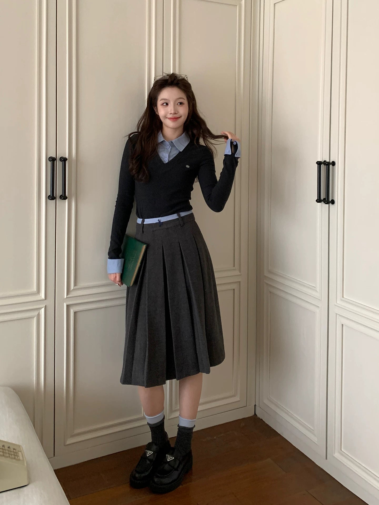 Even Academy Delicate Fake Two Knitted Sweater