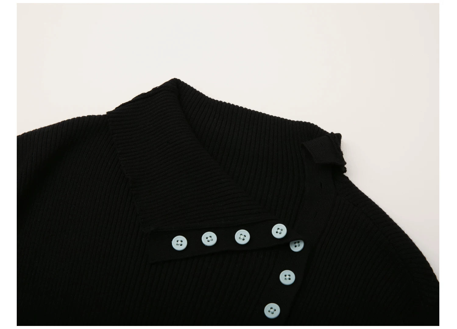 EIGHTHMONTH Contrasting Buttons Slim Slim Long Sleeves