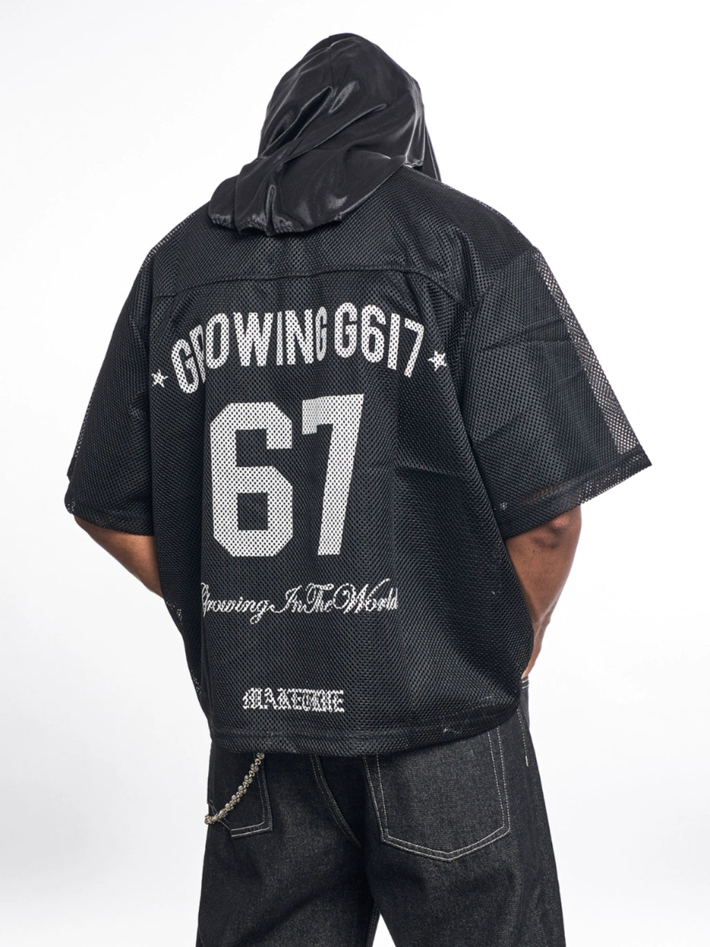 MT99 Grid Letter Print Tee