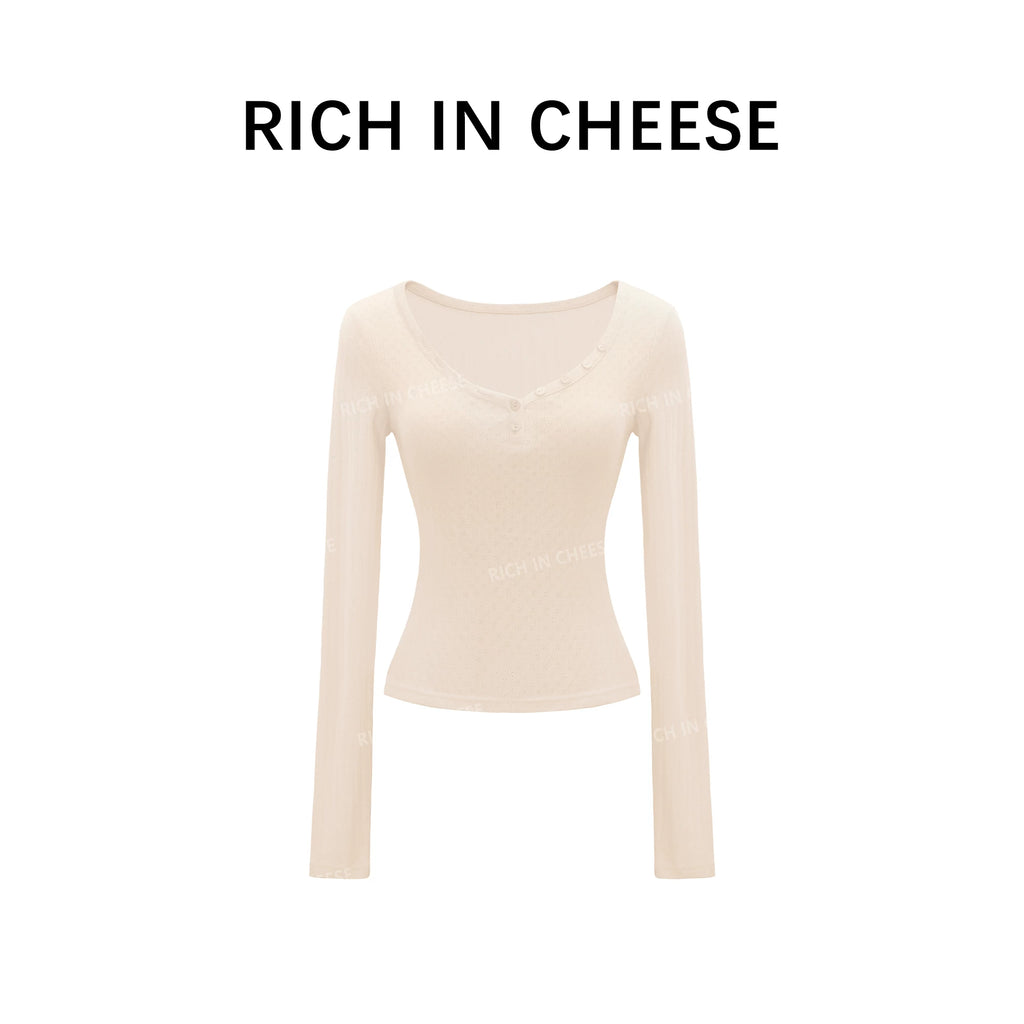 RICH IN CHEESE Slim and Versatile Long Sleeves