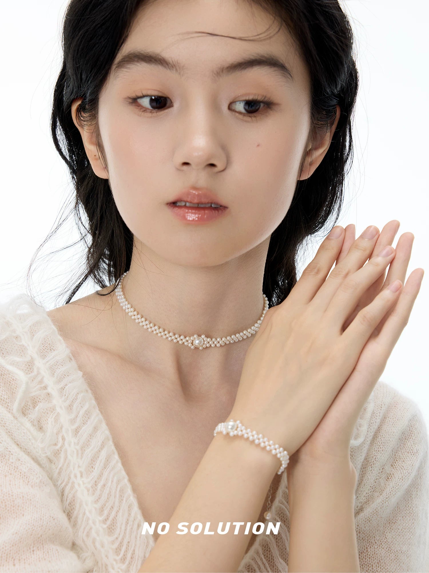 NO SOLUTION Vintage Pearl Hand-woven Bracelet