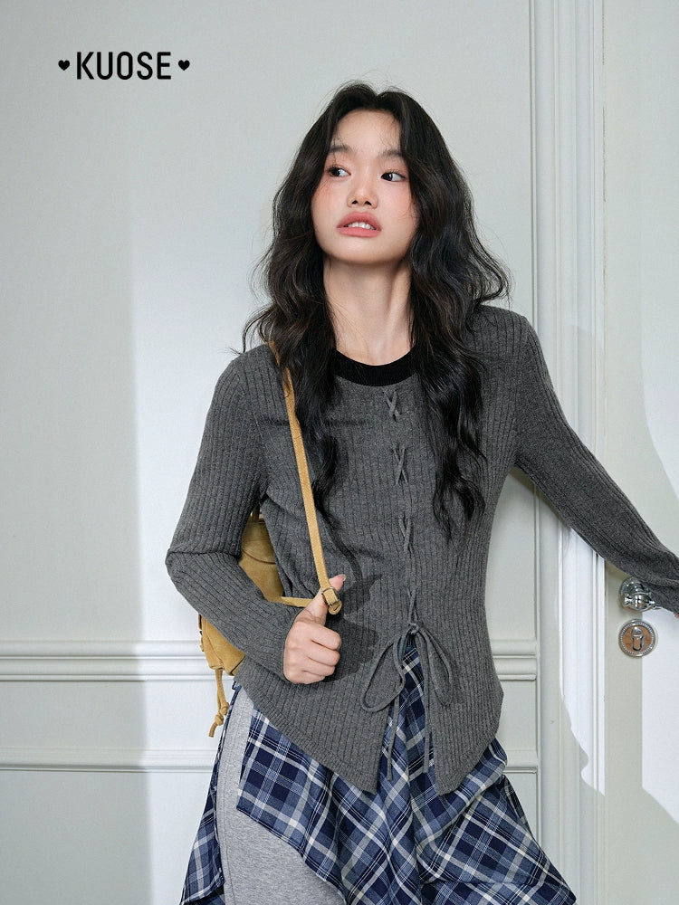 Kuose Contrasting Straps Knitted Slim-fit Sweater