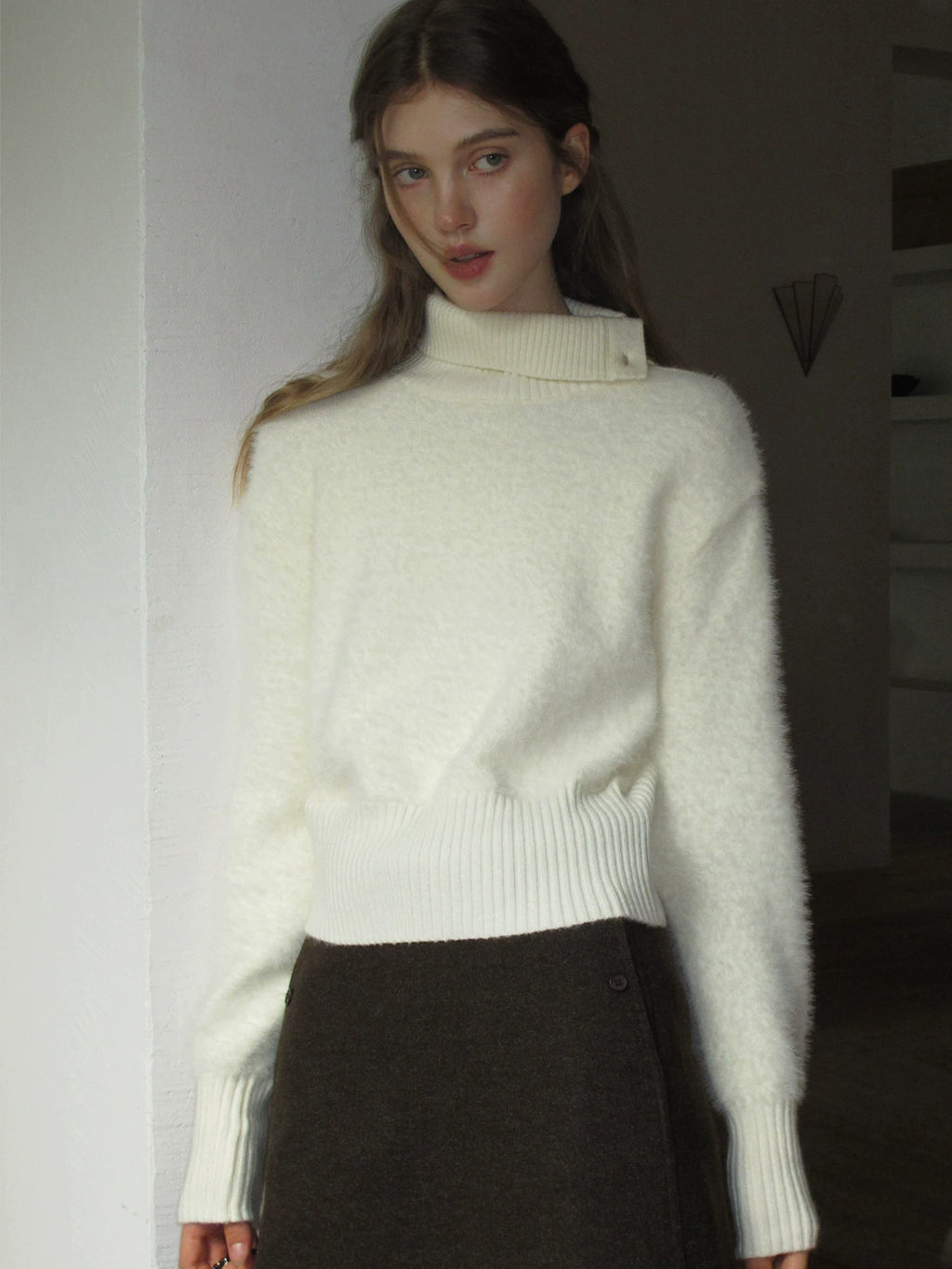EGGKA Button Plush Simple Temperament Knitted Sweater
