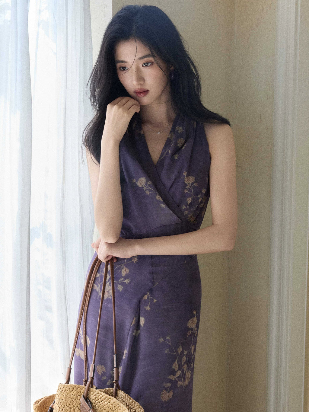 TYANG Temperament V-neck Smudged Floral Dress
