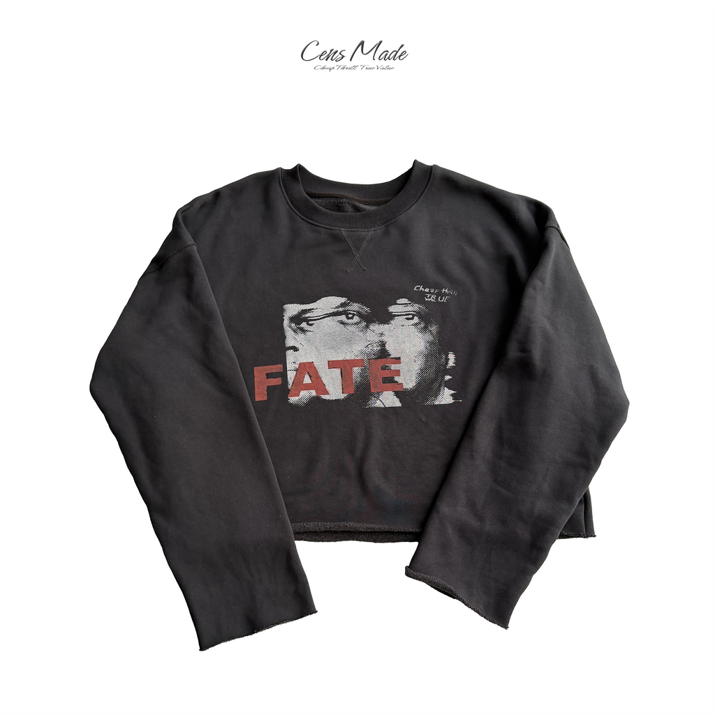 CENSMADE Retro Portrait Print Loose Sweater