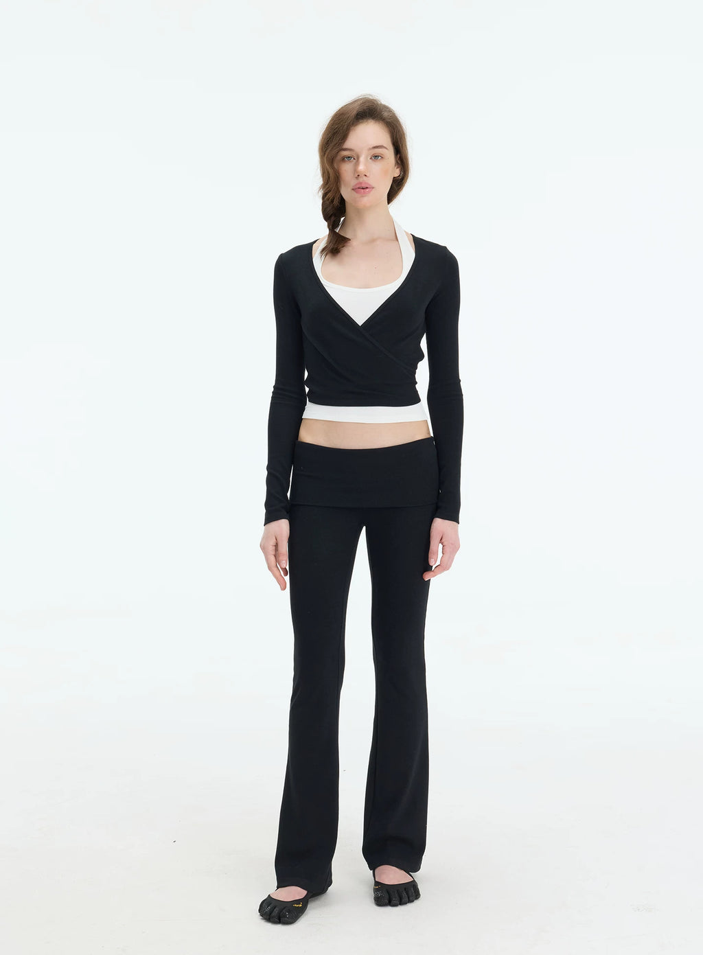 Veryrareme Flanged Slim-Fit Low-rise Yoga Casual Pants