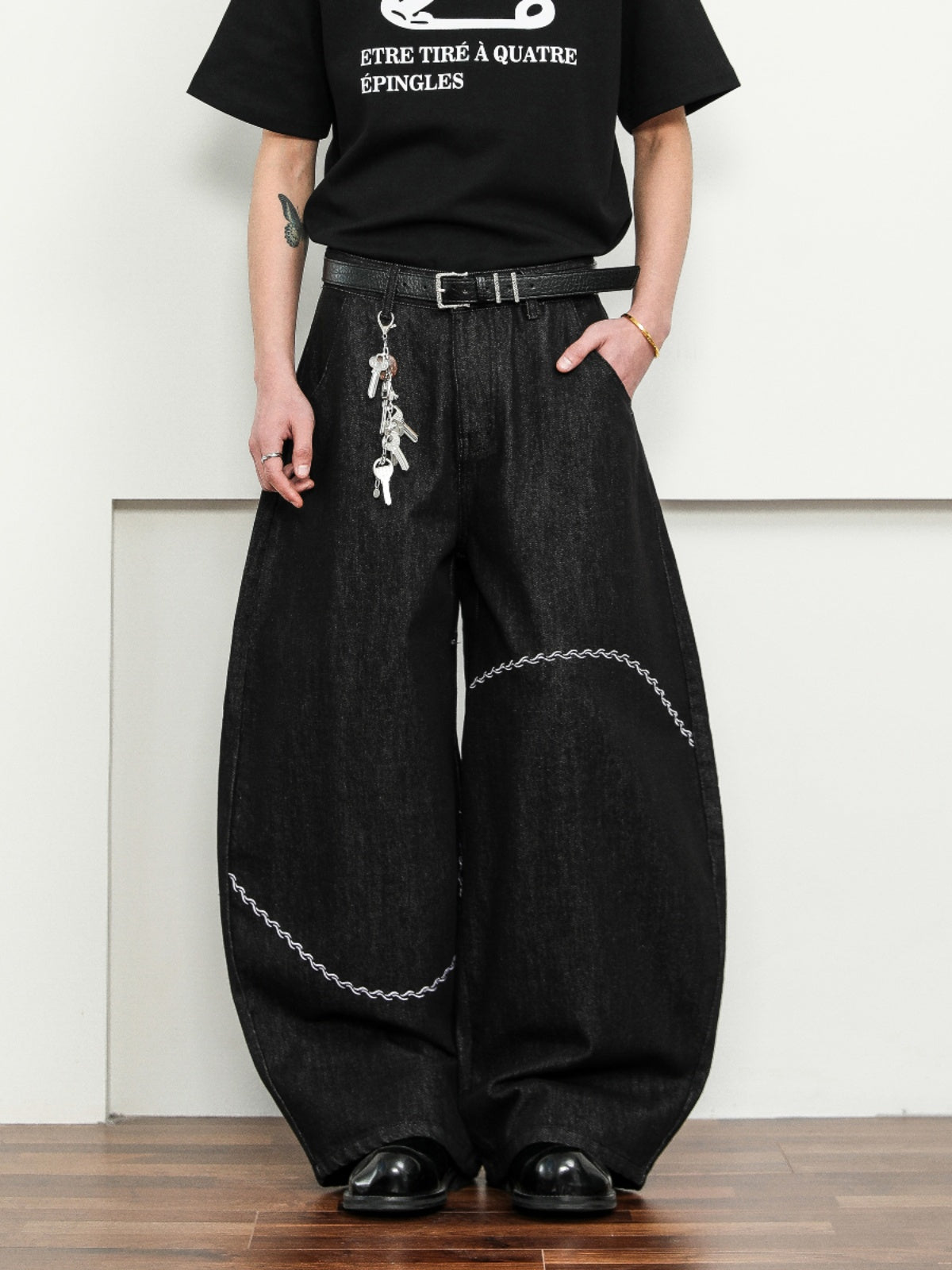 FLYOFF niche arc embroidery Danny scimitar jeans