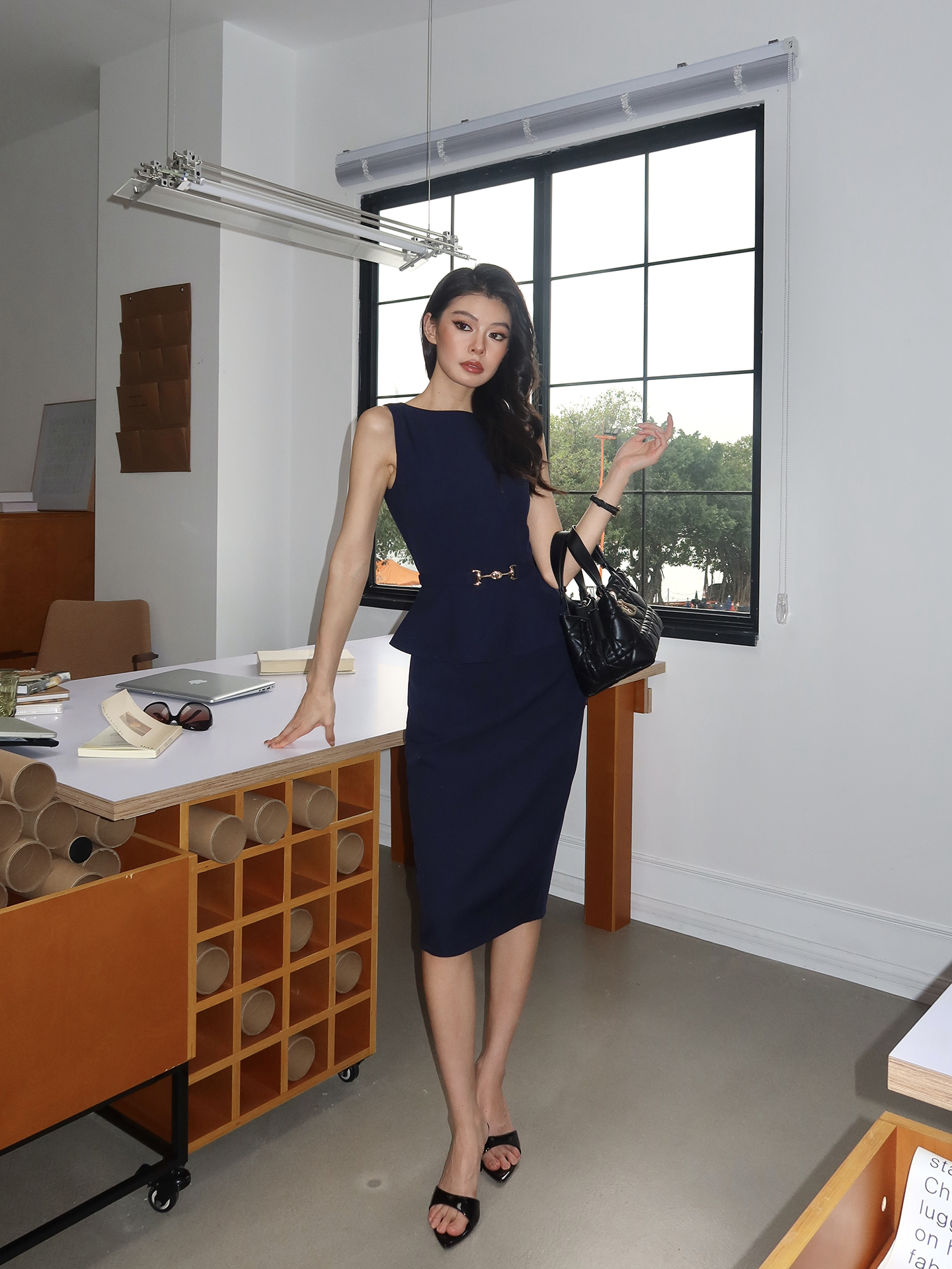 LLROGE Slim Skirt Two-piece Set